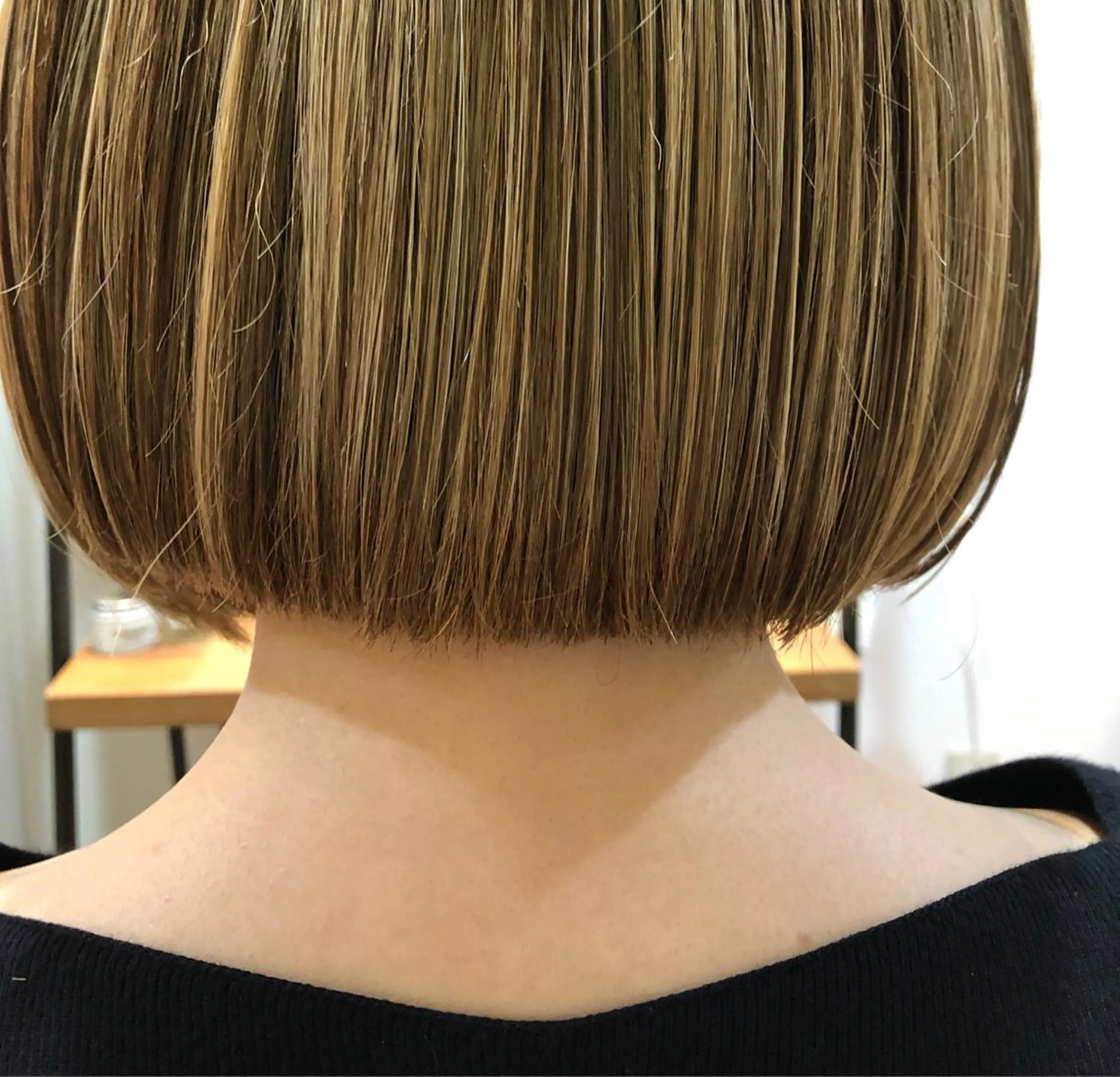 ショート ボブ oceano🌎小林 穂乃花のヘアスタイル