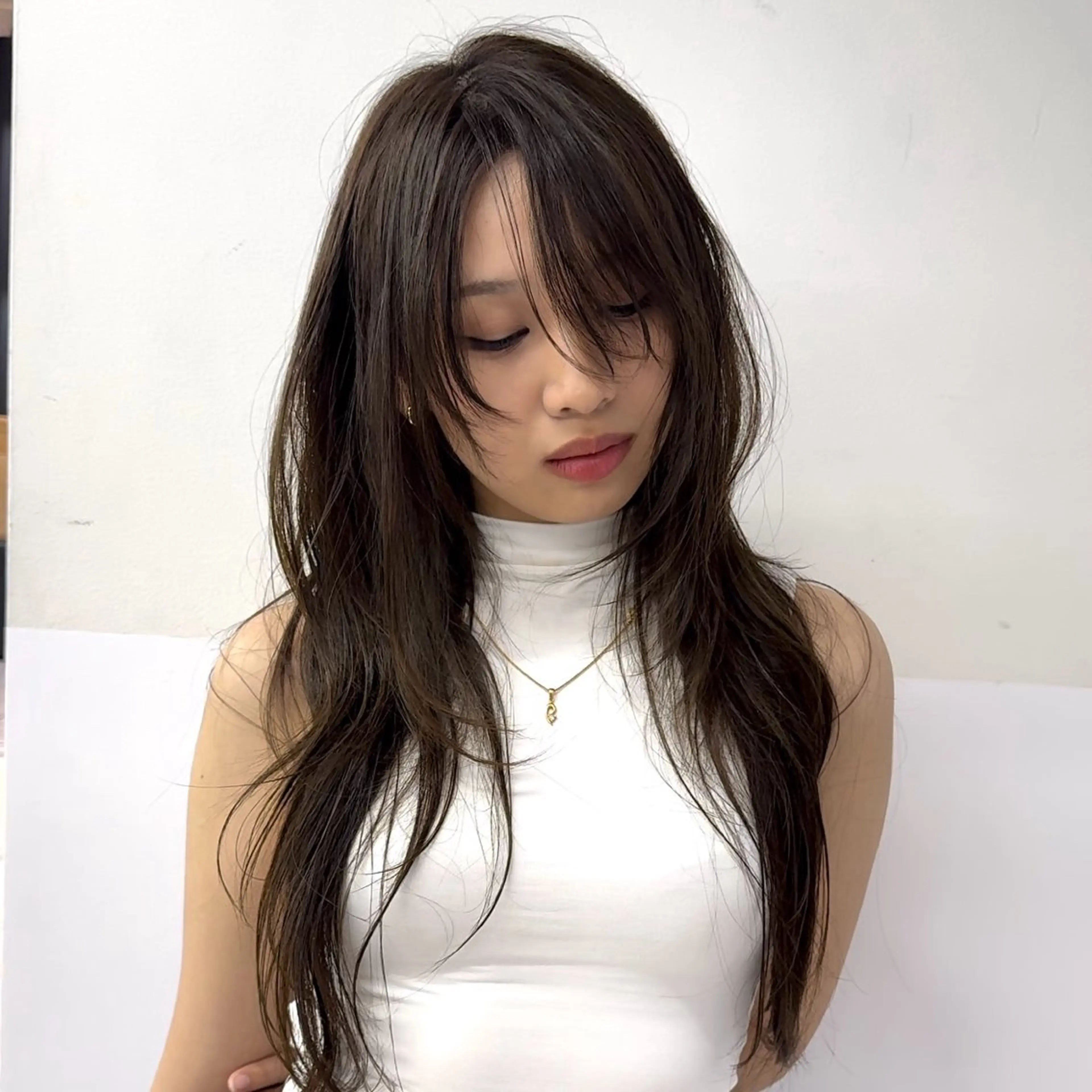 ロング ミディアムレイヤー/ ロングレイヤー堀匠吾のヘアスタイル