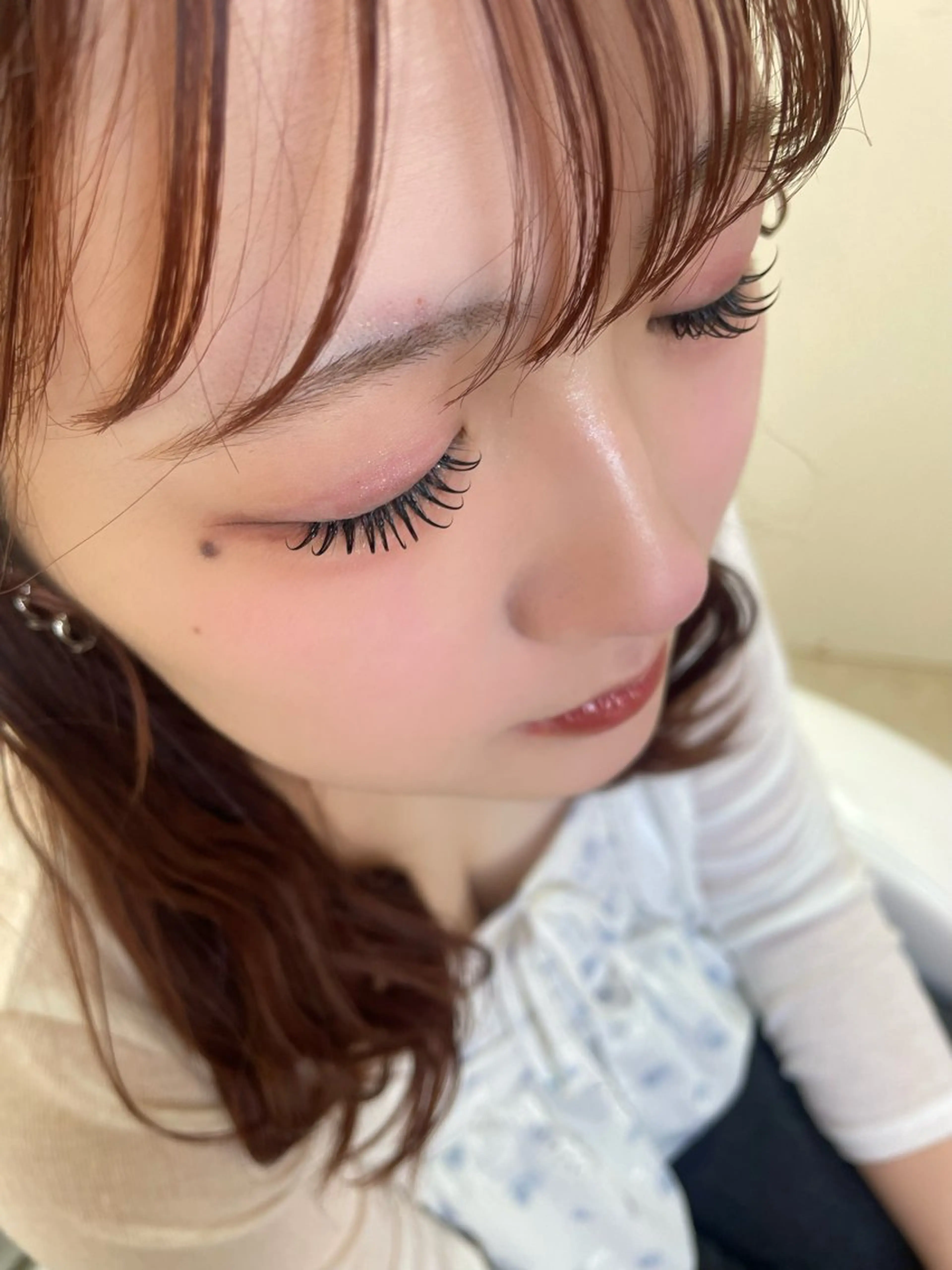 《うるうるつやつやまつげを再現𓈒⟡₊⋆ 》LEDうるつや｡° ✧束感Wフラット＊100本LEDで装着🎀￥6300の写真
