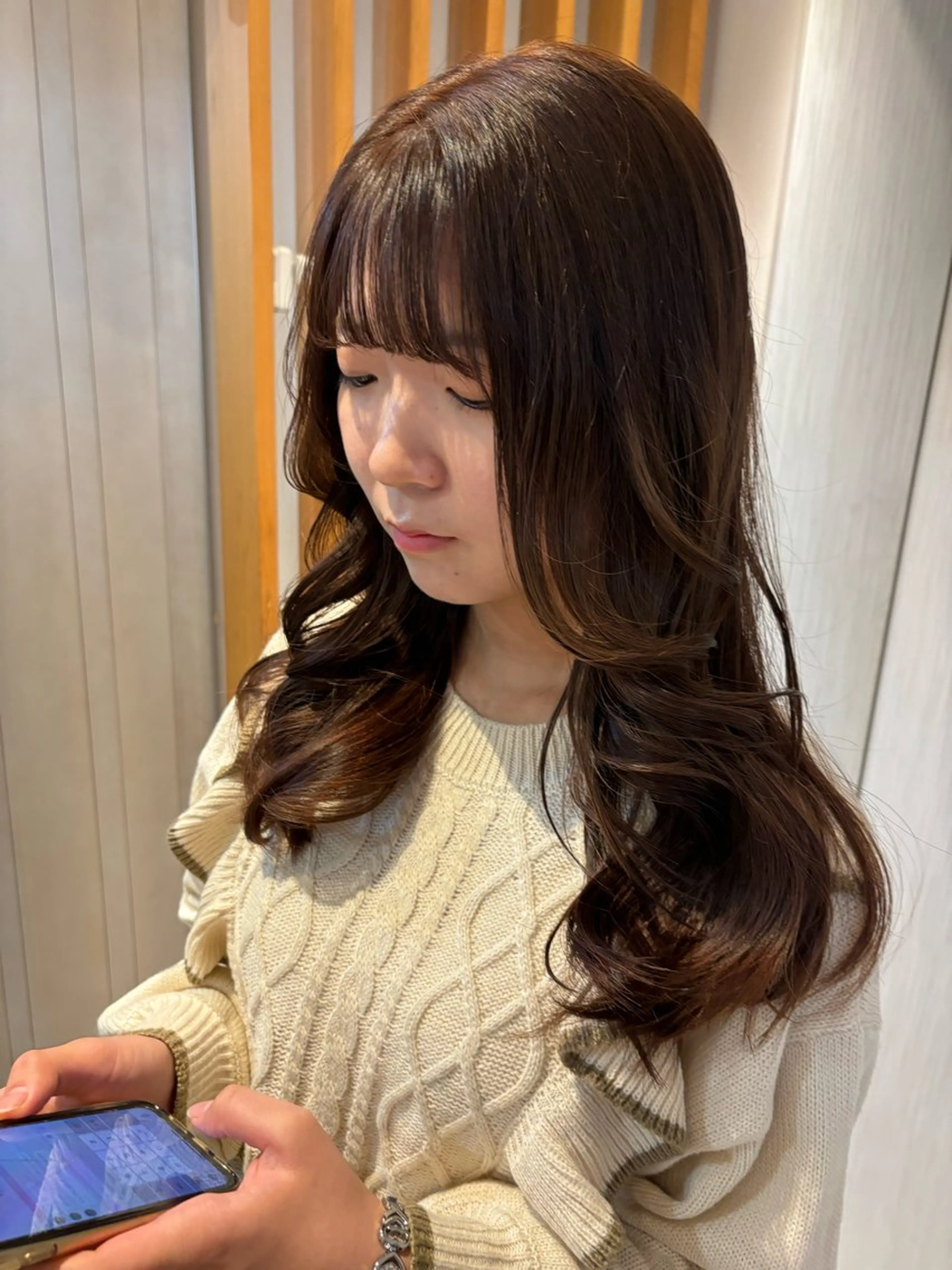 カラー 酒井 菜花のヘアスタイル