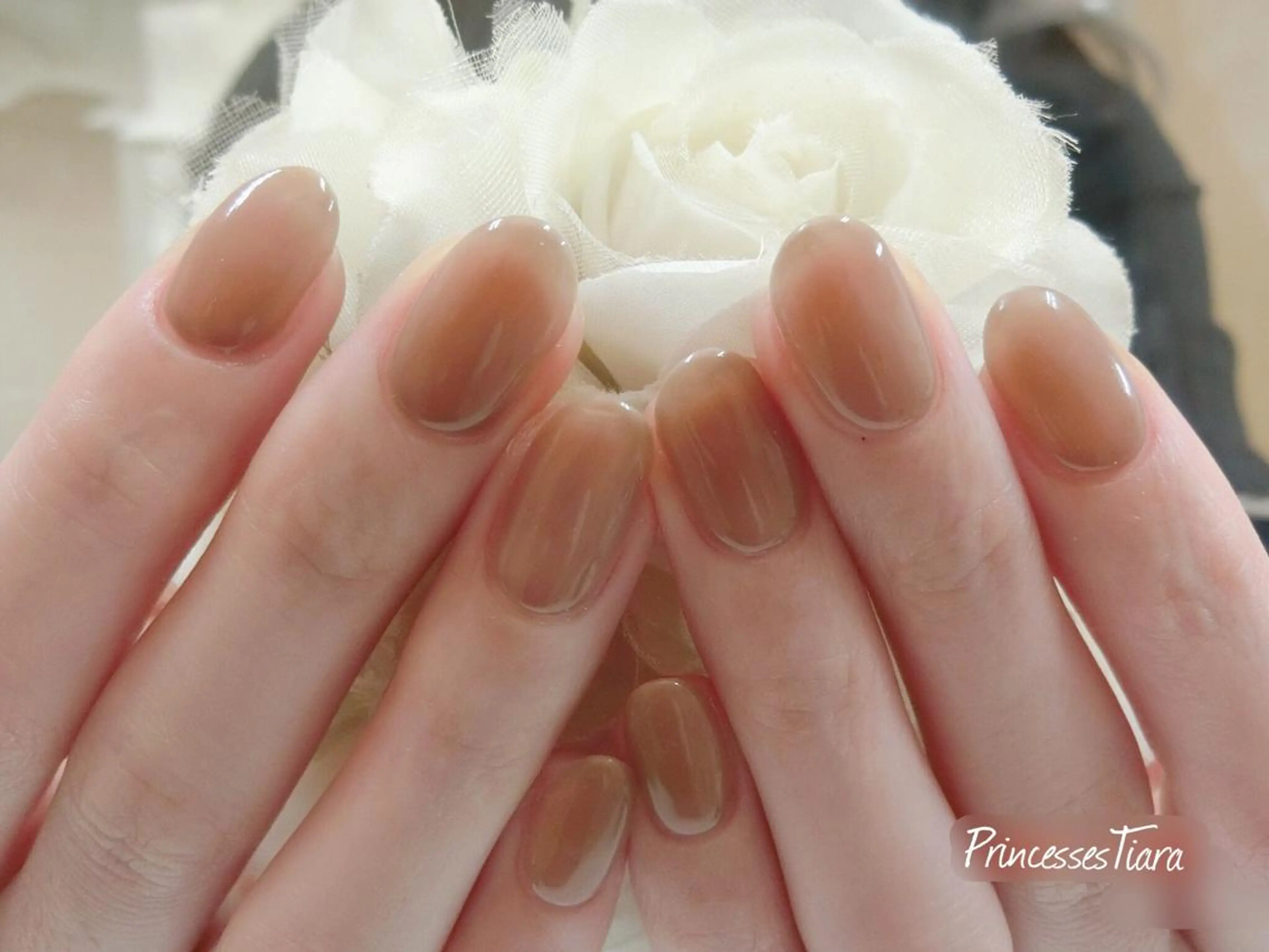 ミディアム ネイル Grantulle nailのネイルデザイン