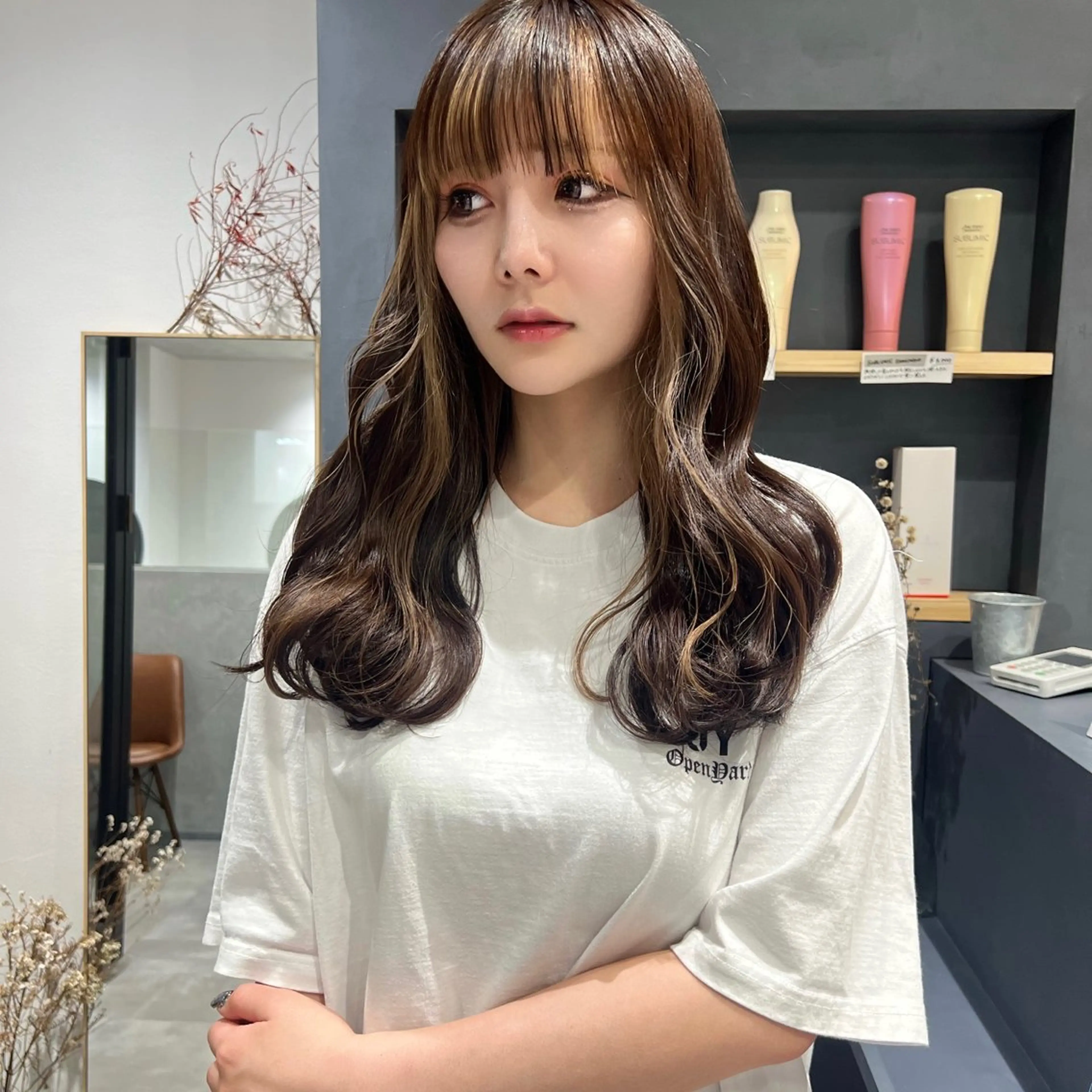 ロング AI TOKYO　S所属・mizuki 【韓国レイヤー】のヘアスタイル