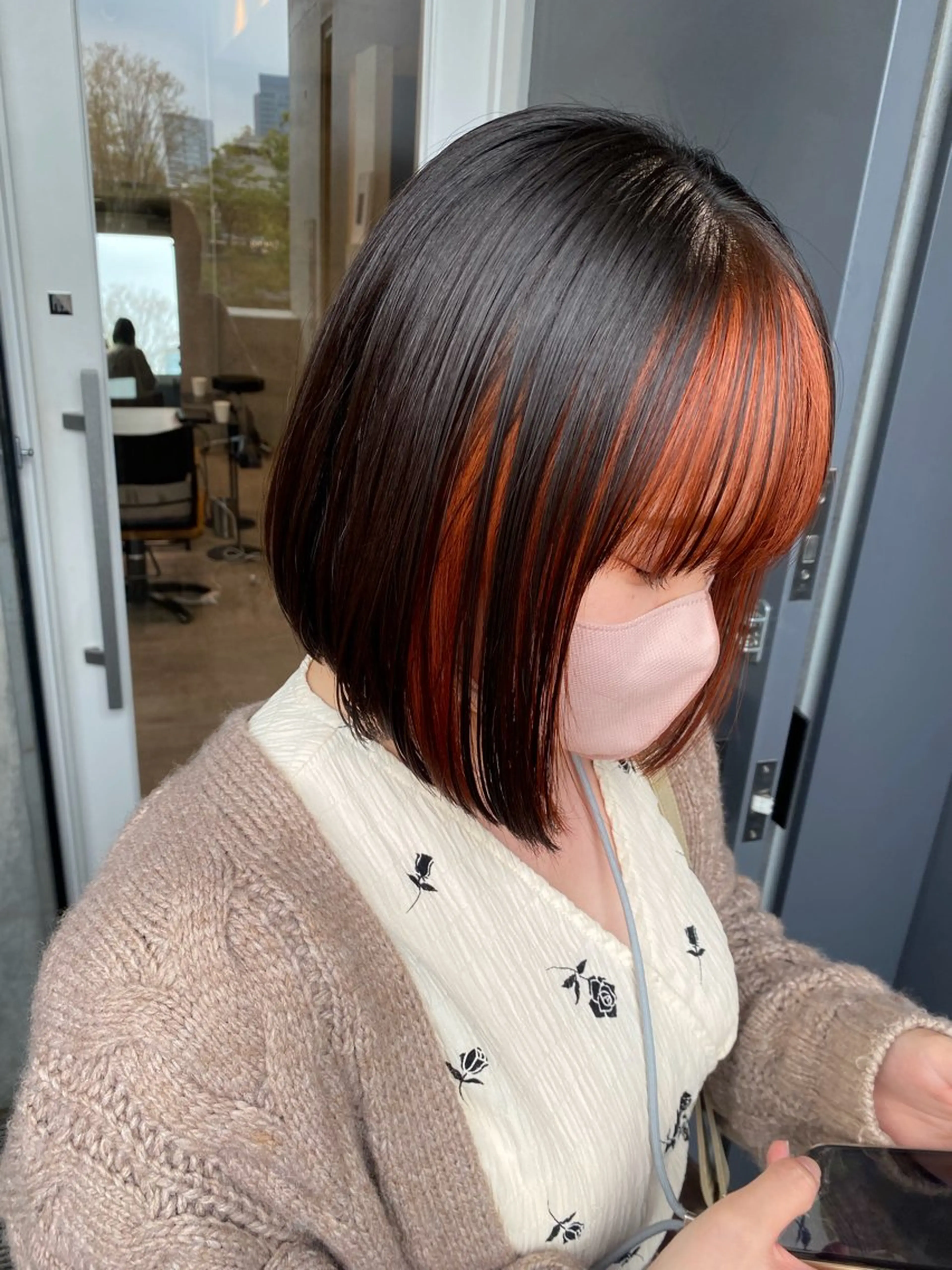 ショート カラー 室谷 侑奈のヘアスタイル