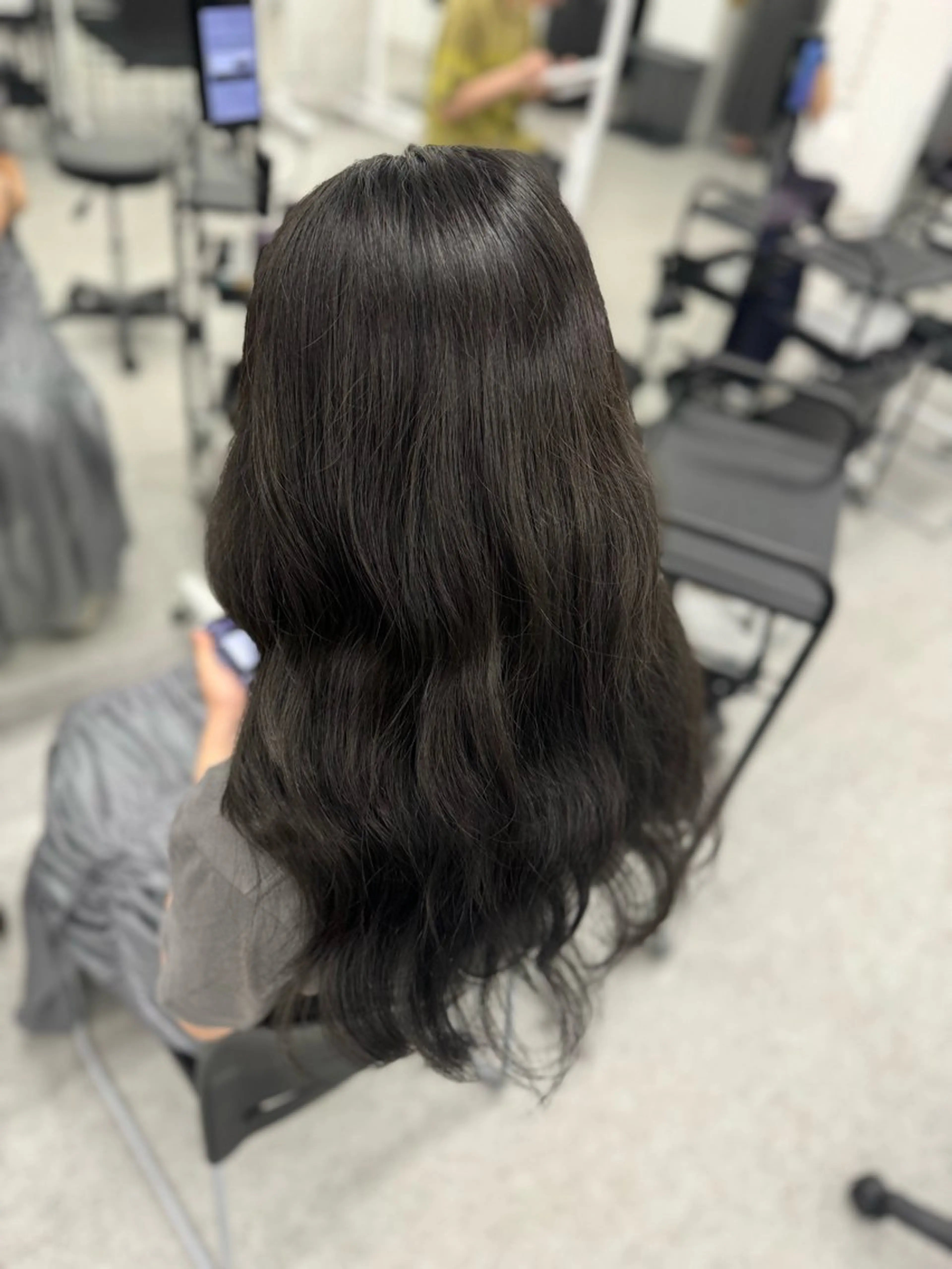 ロング カラー 透けるやわらか艶髪♡ ナチュラルストレートのヘアスタイル