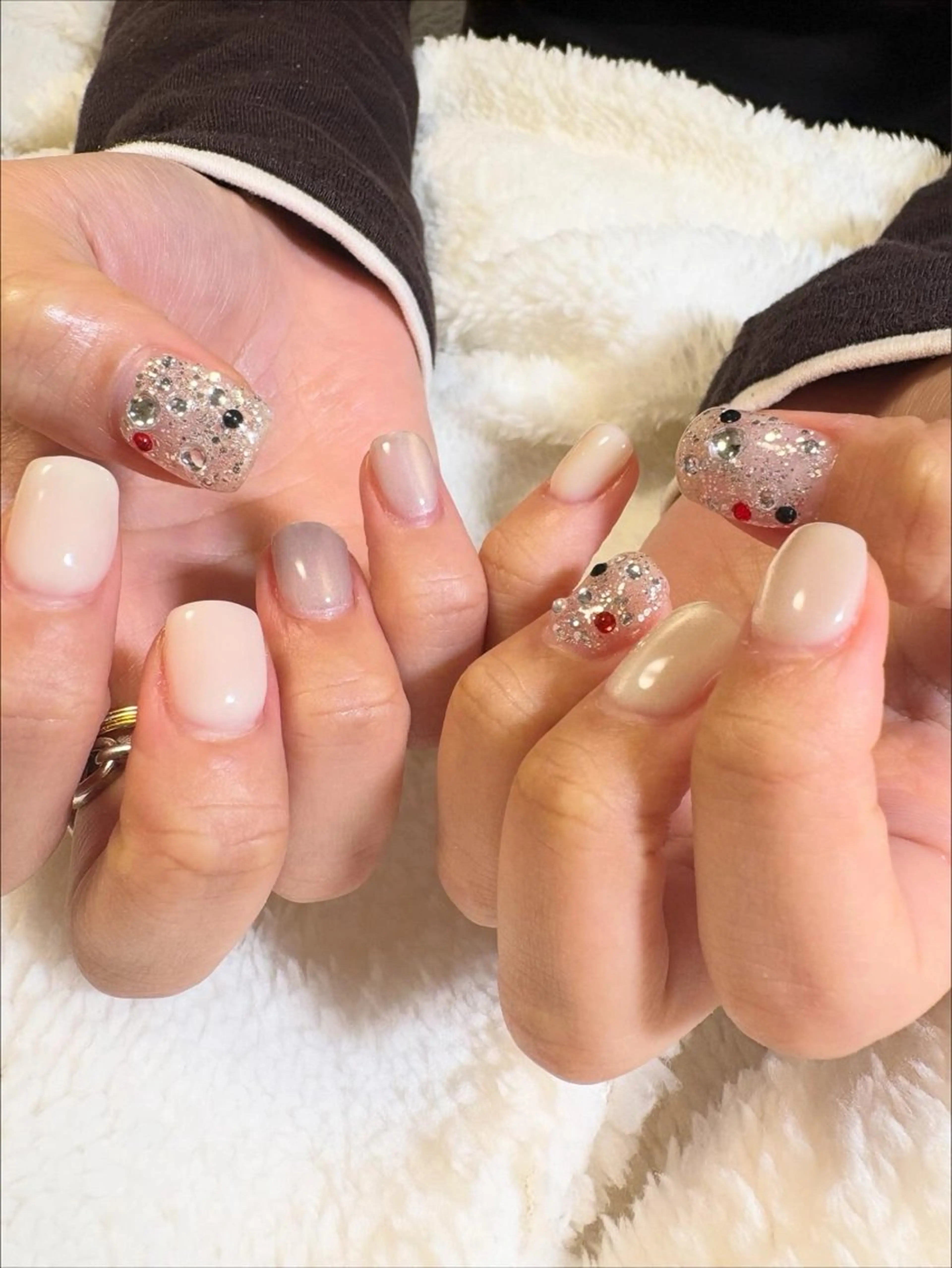 ネイル ストーンネイル ホワイト nail salon K&のネイルデザイン