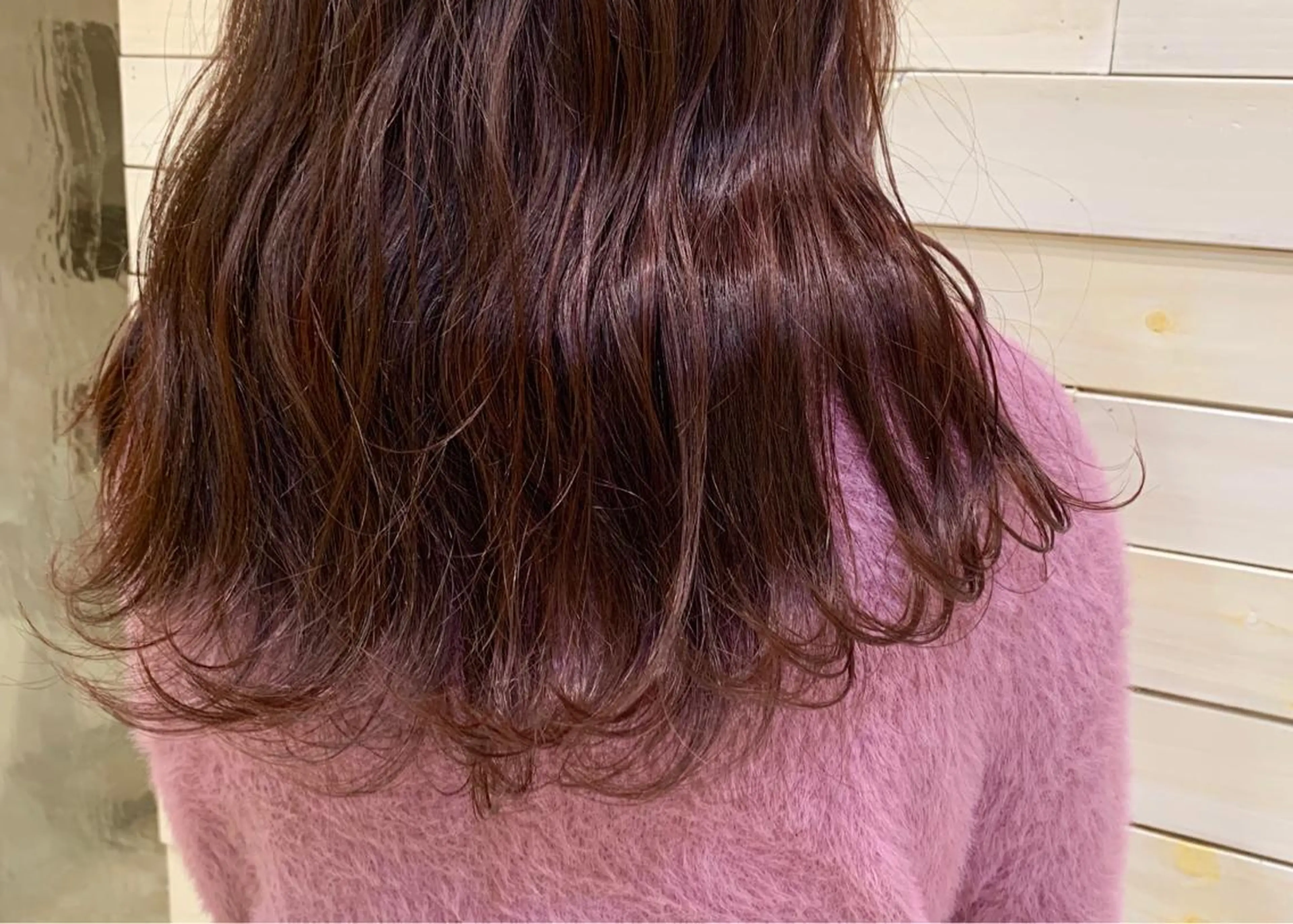 カラー レッドカラー 黒田瀬奈/ボブ まろやかベージュのヘアスタイル