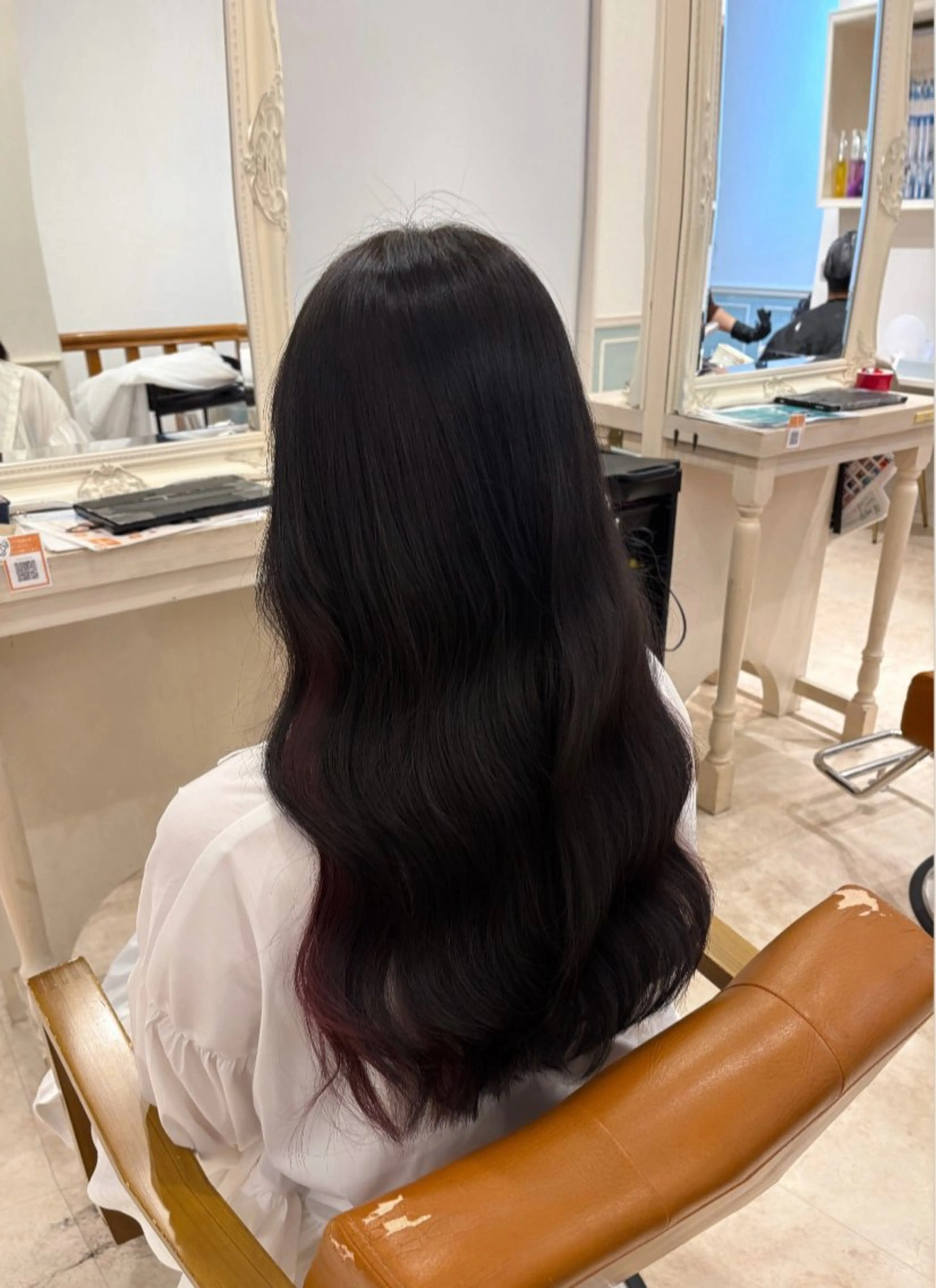 ロング カラー ヘアカラー 岩崎 玲花のヘアスタイル