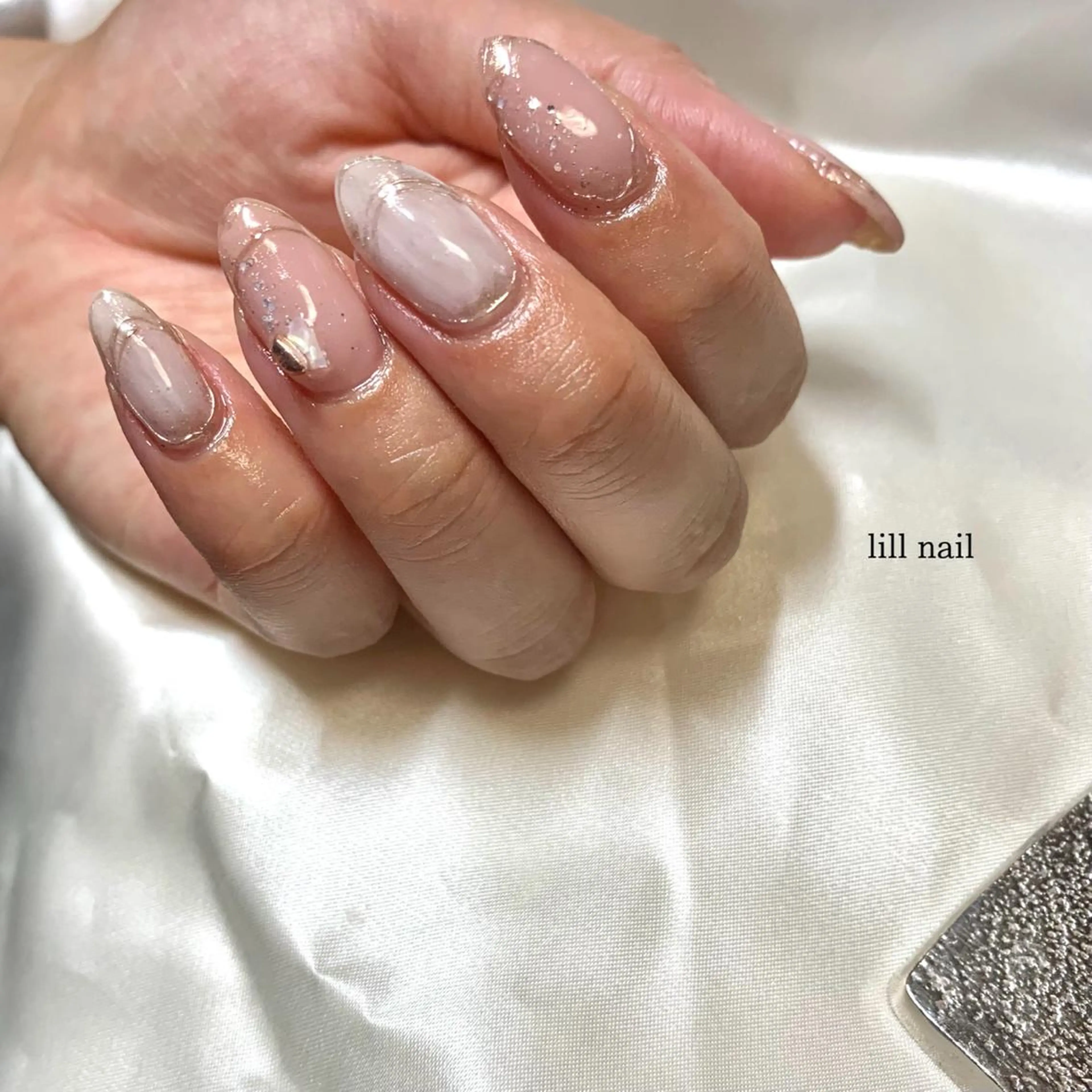 ミディアム pllia beautyのネイルデザイン