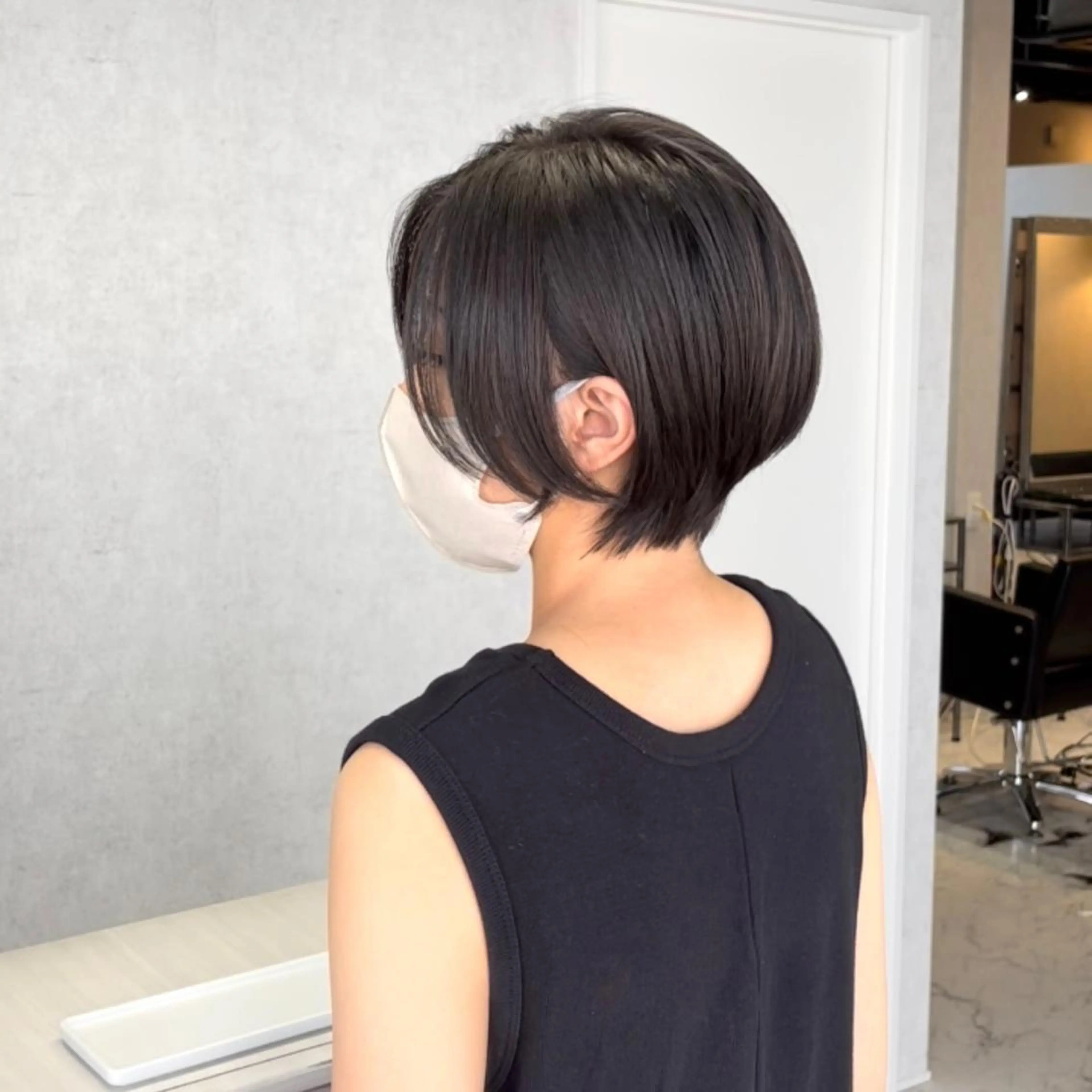 ショート カラー ヘアアレンジ バレイヤージュ デザインカラー ハイライトカラー 外国人風カラー ハイライト カット アンドウ ユウ/ レイヤーカット/韓国のヘアスタイル