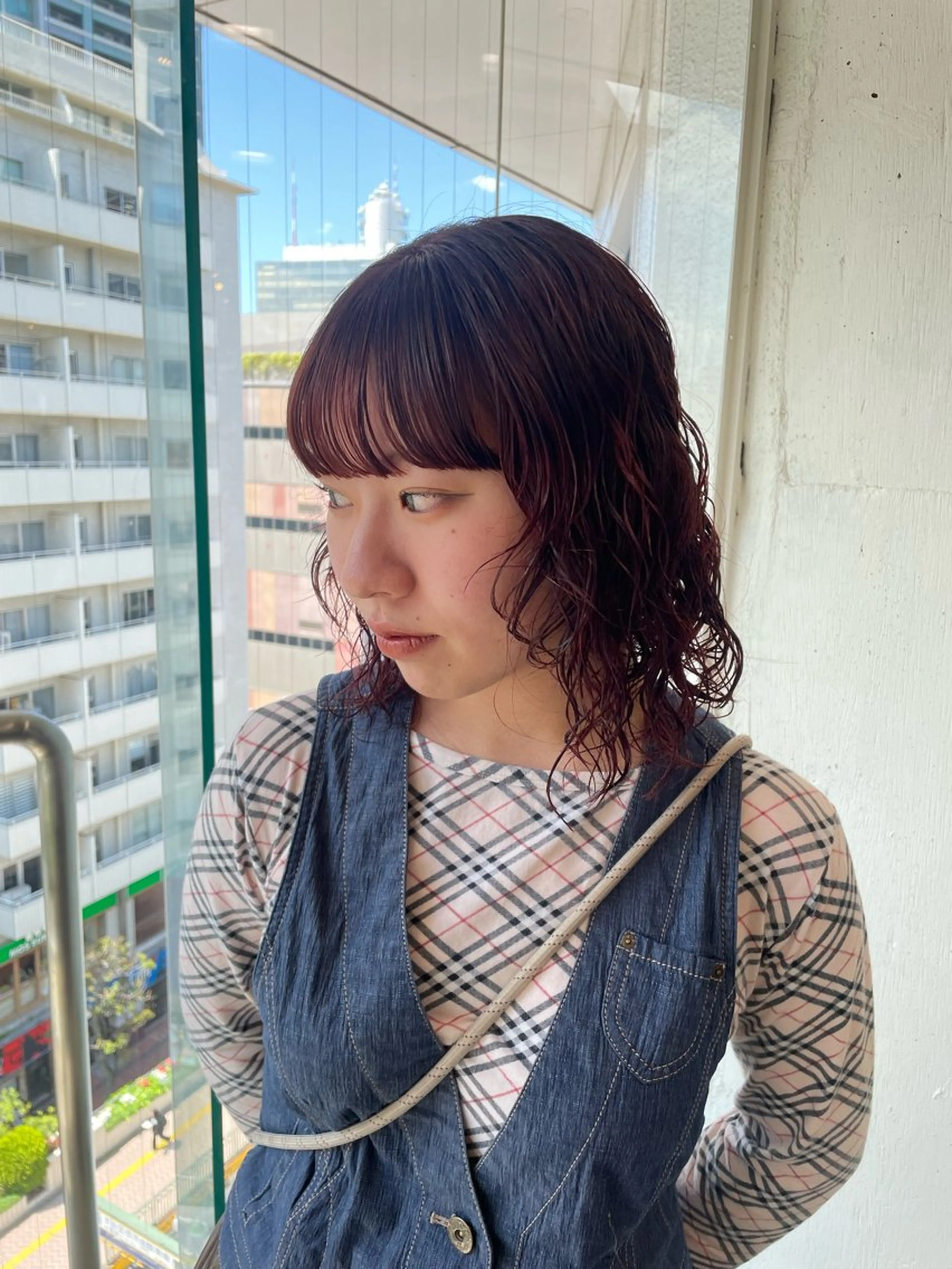 ミディアム カラー パーマ RIN／韓国ヘア レイヤーカットのヘアスタイル