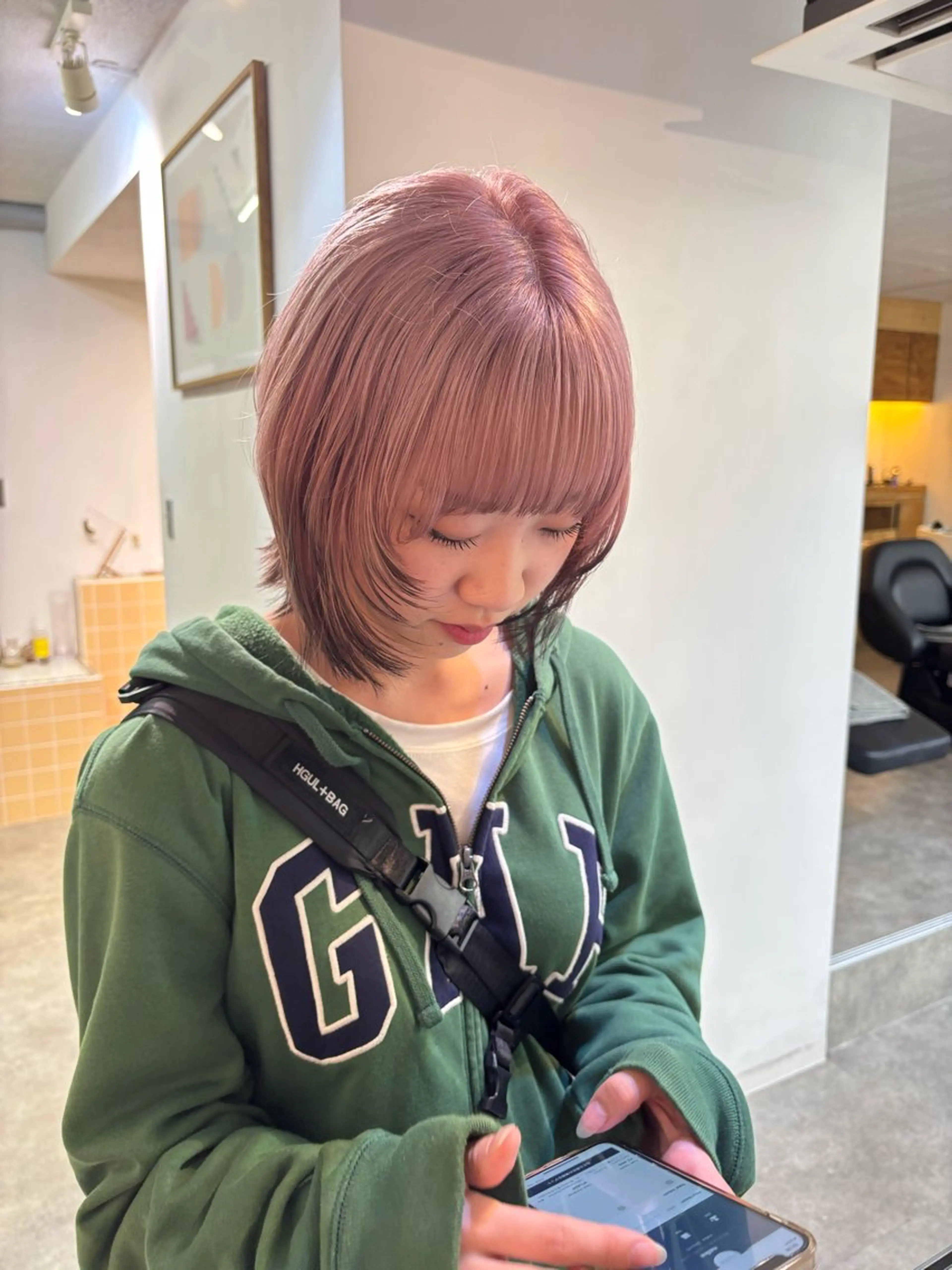 ミディアム カラー ブリーチ デザインカラー ヘアカラー sakura🌸 レイヤー/nelkeのヘアスタイル