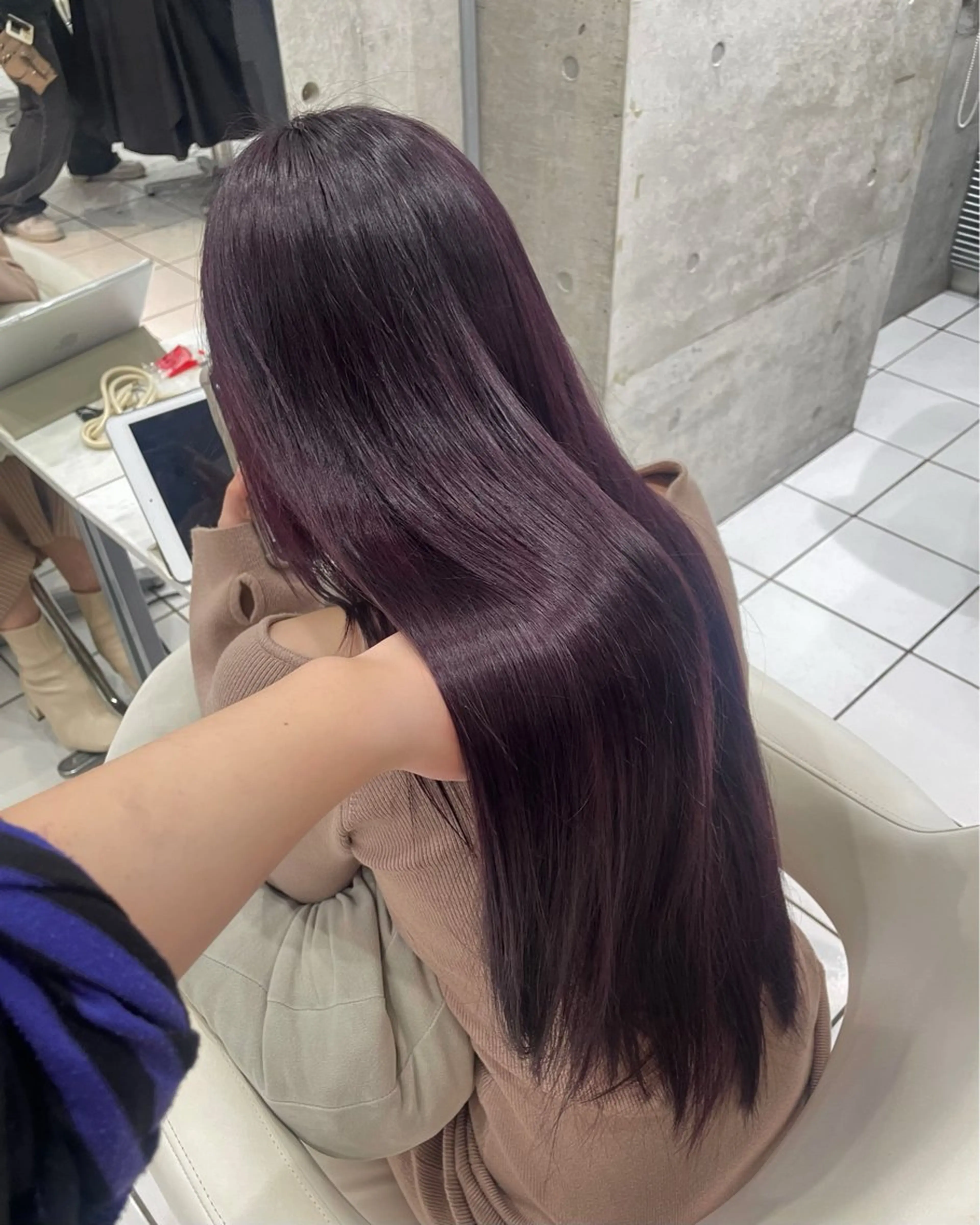 ロング カラー 🍭ハイトーン/ レイヤーカット🦄のヘアスタイル