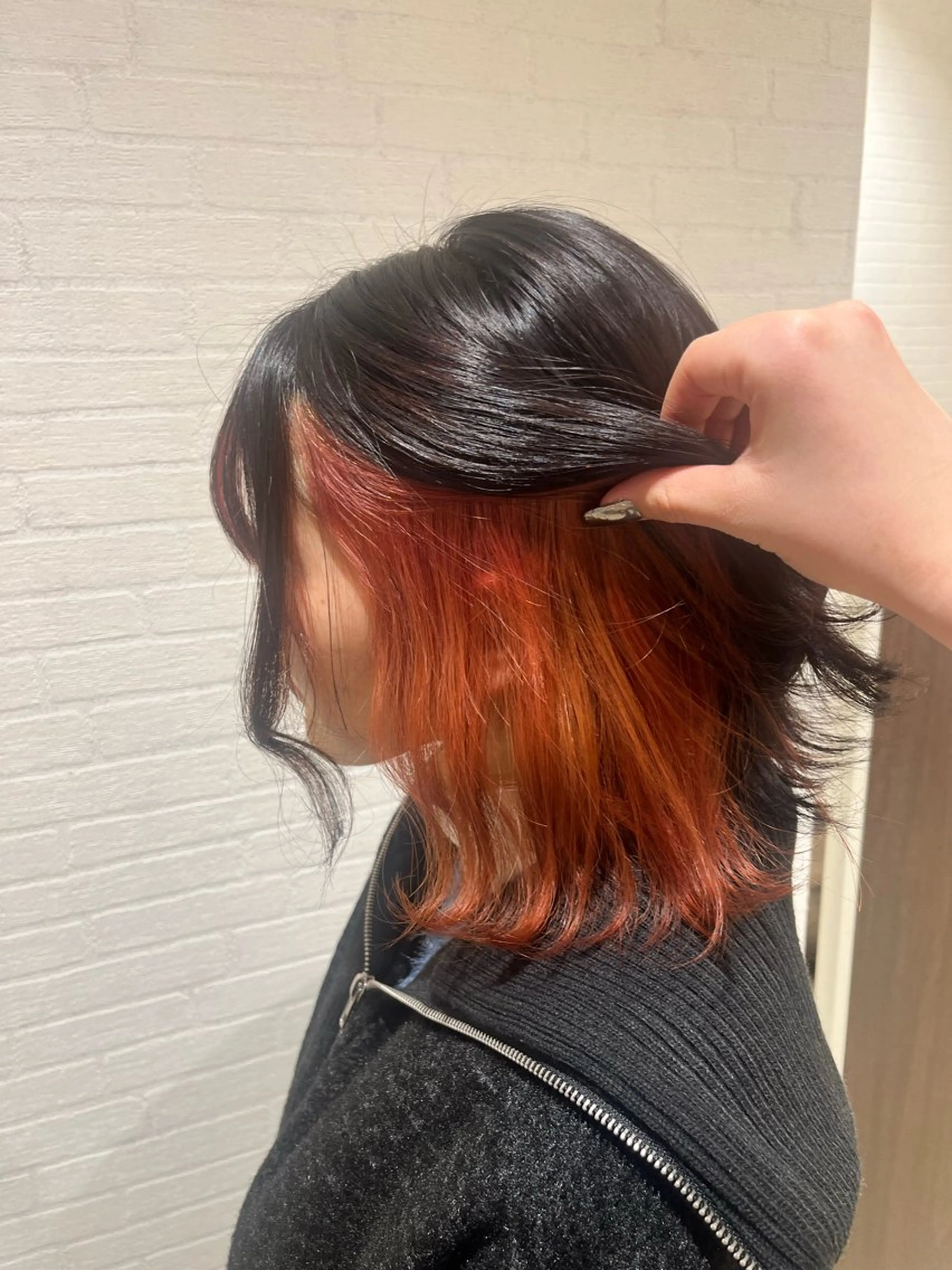 ミディアム カラー ブリーチ インナーカラー ヘアカラー ハイトーンカラー🎀 はなえのヘアスタイル