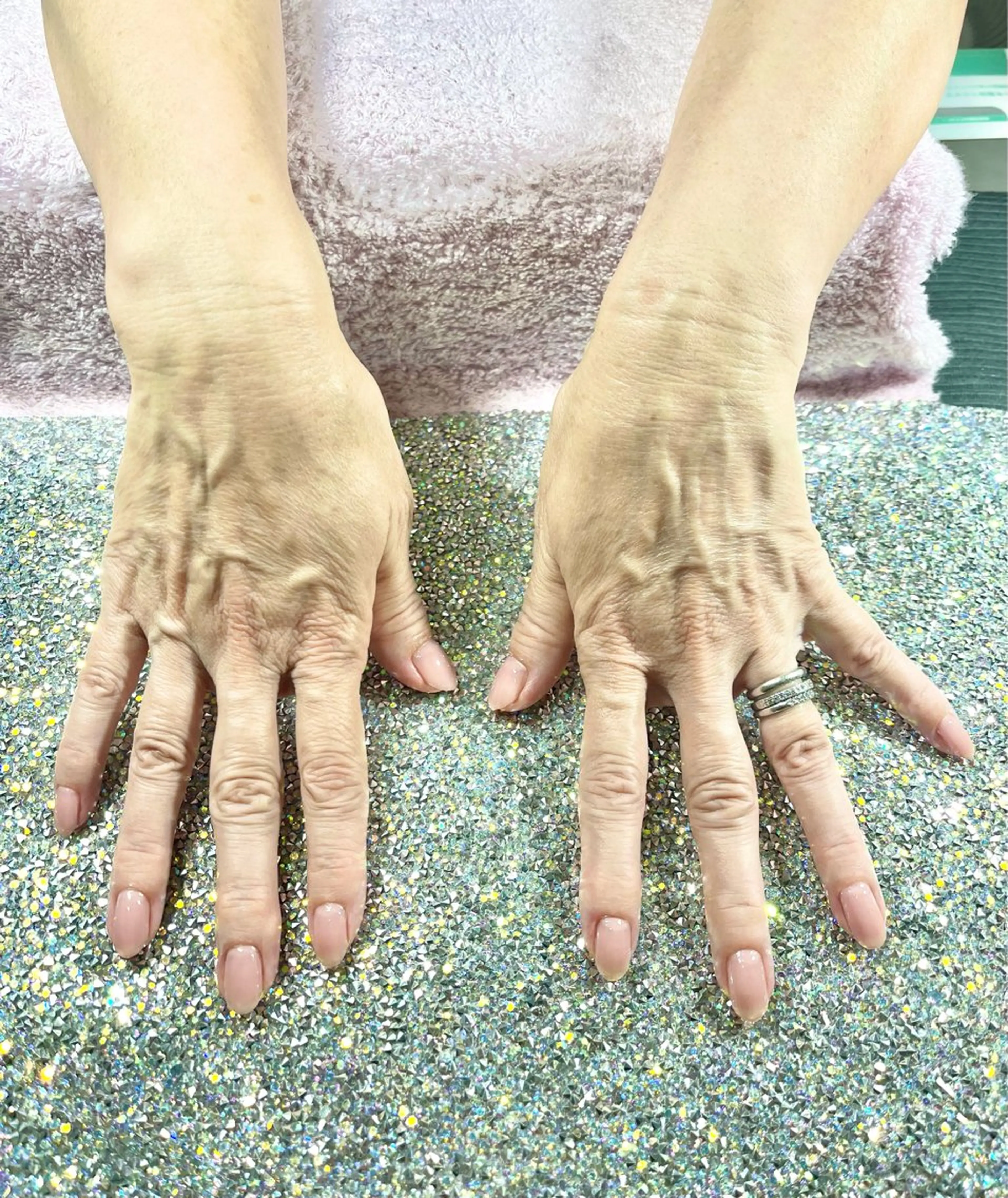 ネイル アートネイル ピンク ハンドネイル Tairacchi タイラッチのエステ・リラクイメージ