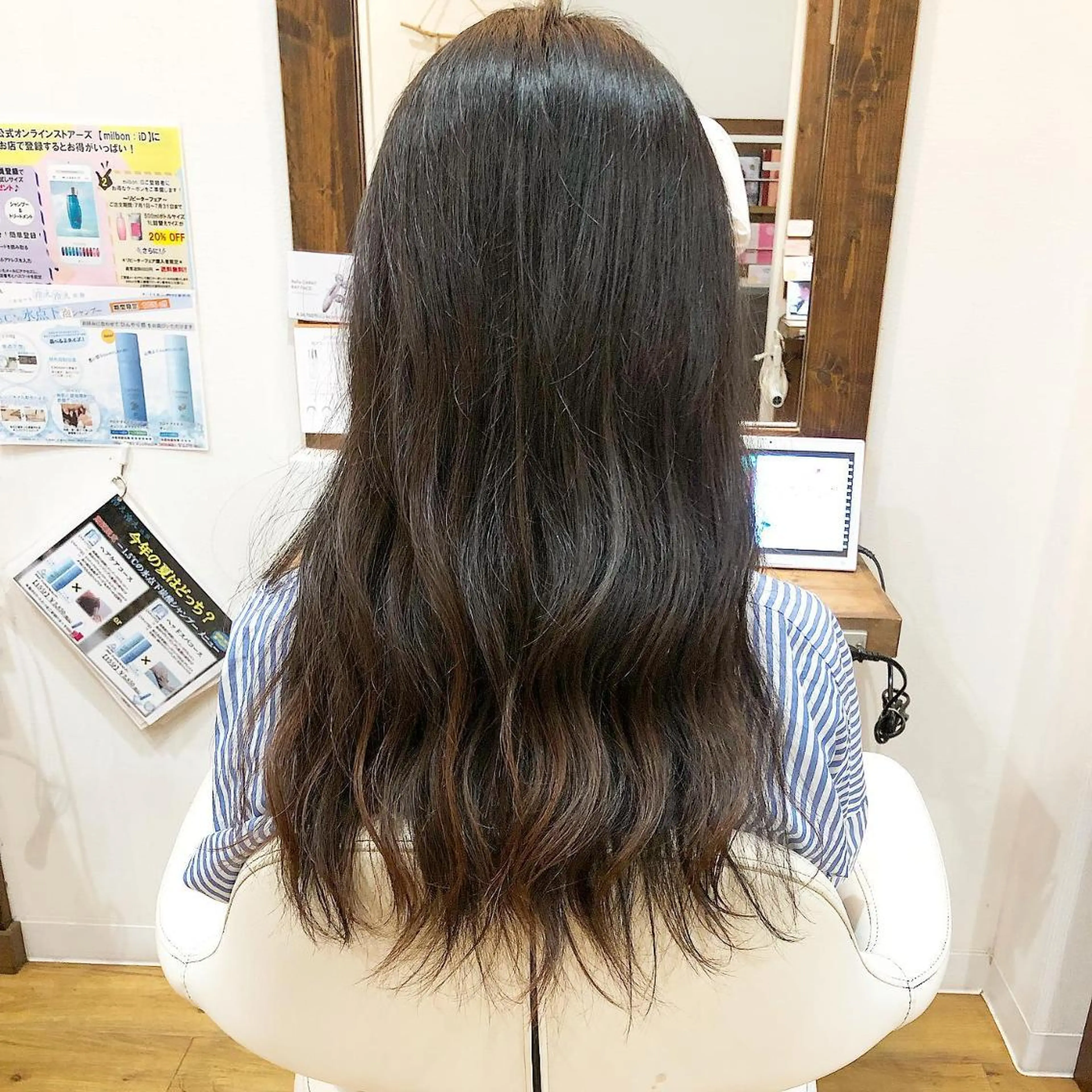 カラー アディクシーカラー アッシュ ブリーチ ダブルカラー グラデーションカラー 🌈ハイトーン/ ワタル🌈のヘアスタイル