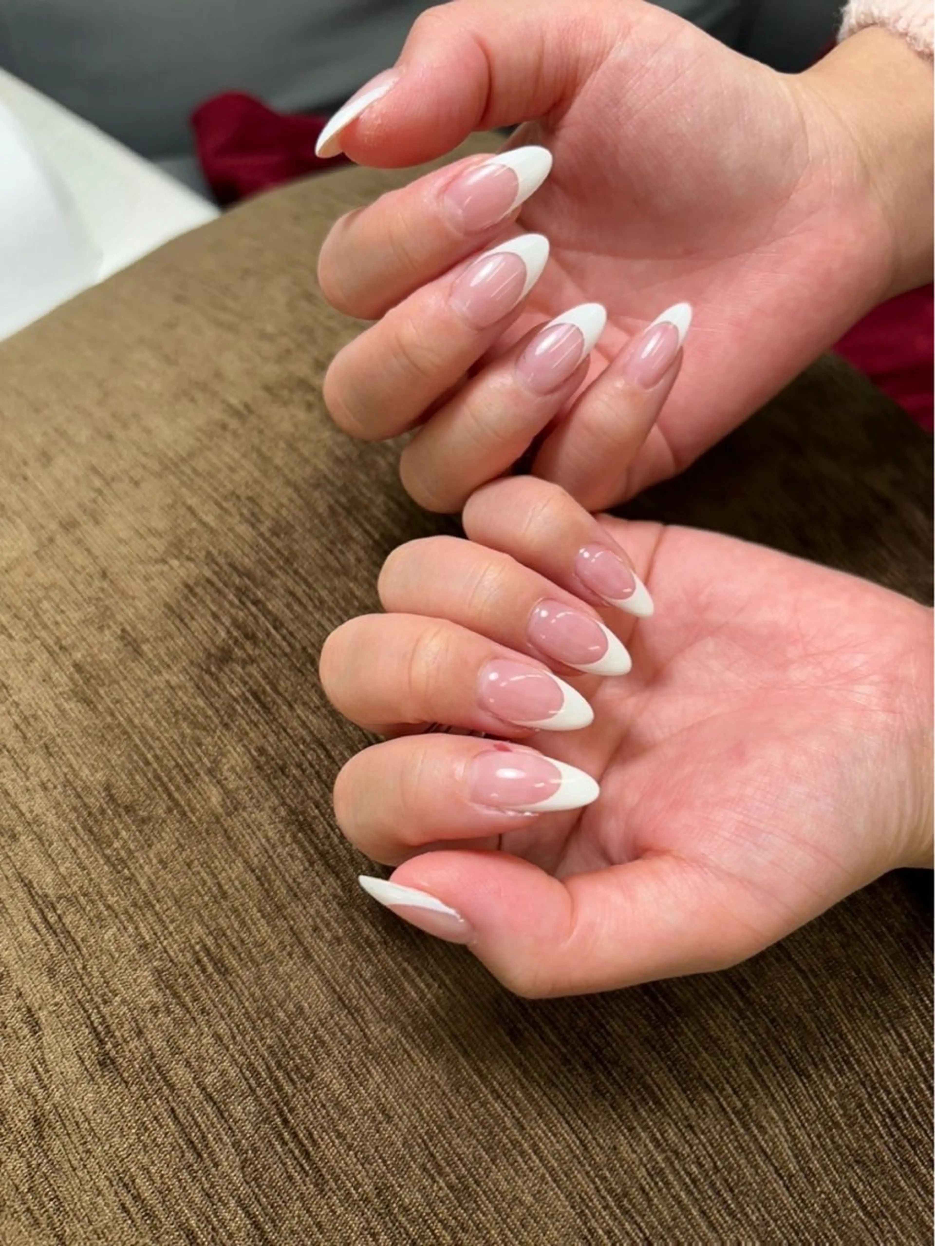 オフあり💅クリアベース白フレンチ‎🤍の写真