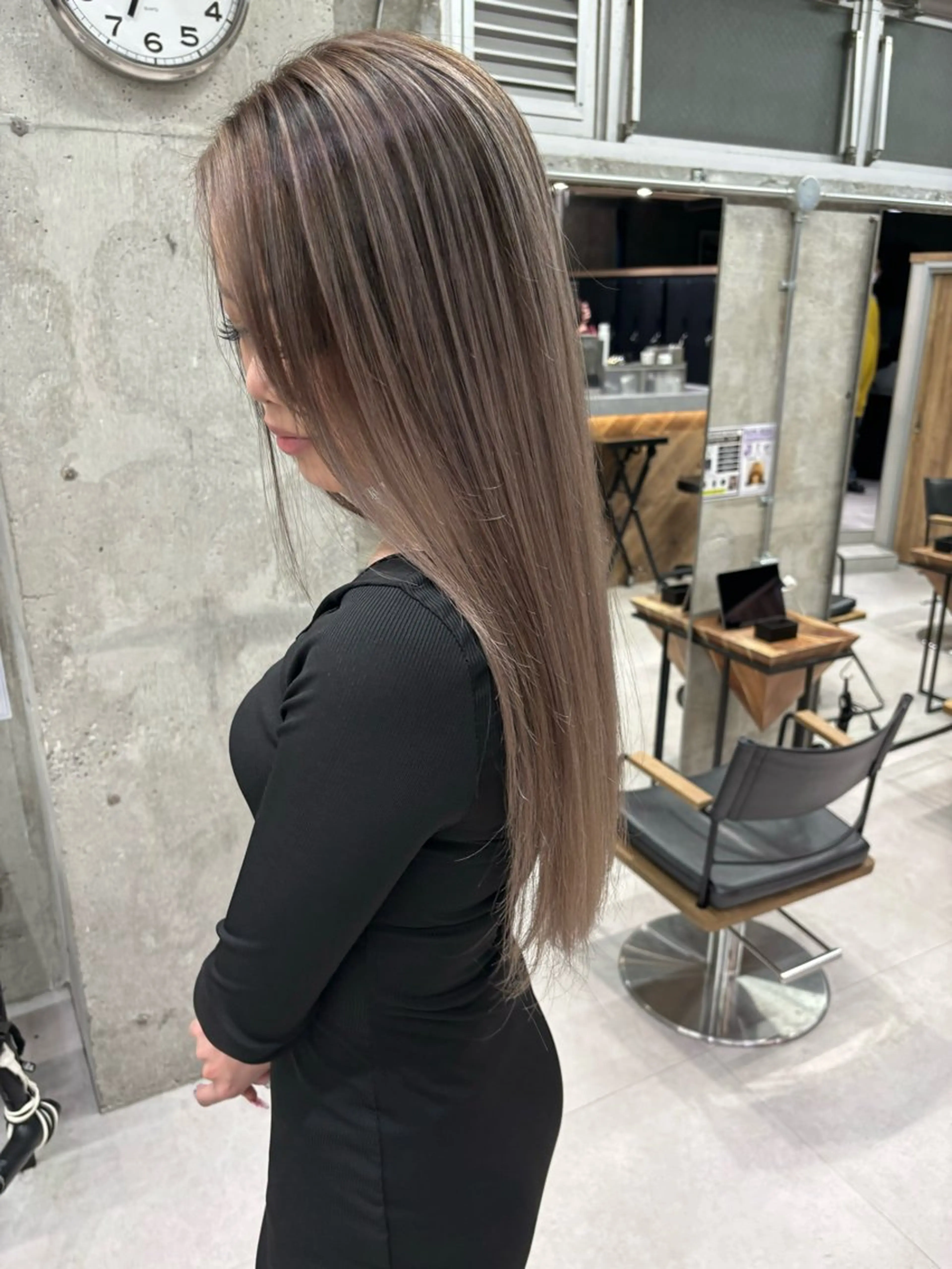 ロング 外国人風カラー レイヤーカット ヘアカラー トリートメント 🌺KANA🇺🇸 海外トレンドヘアのヘアスタイル
