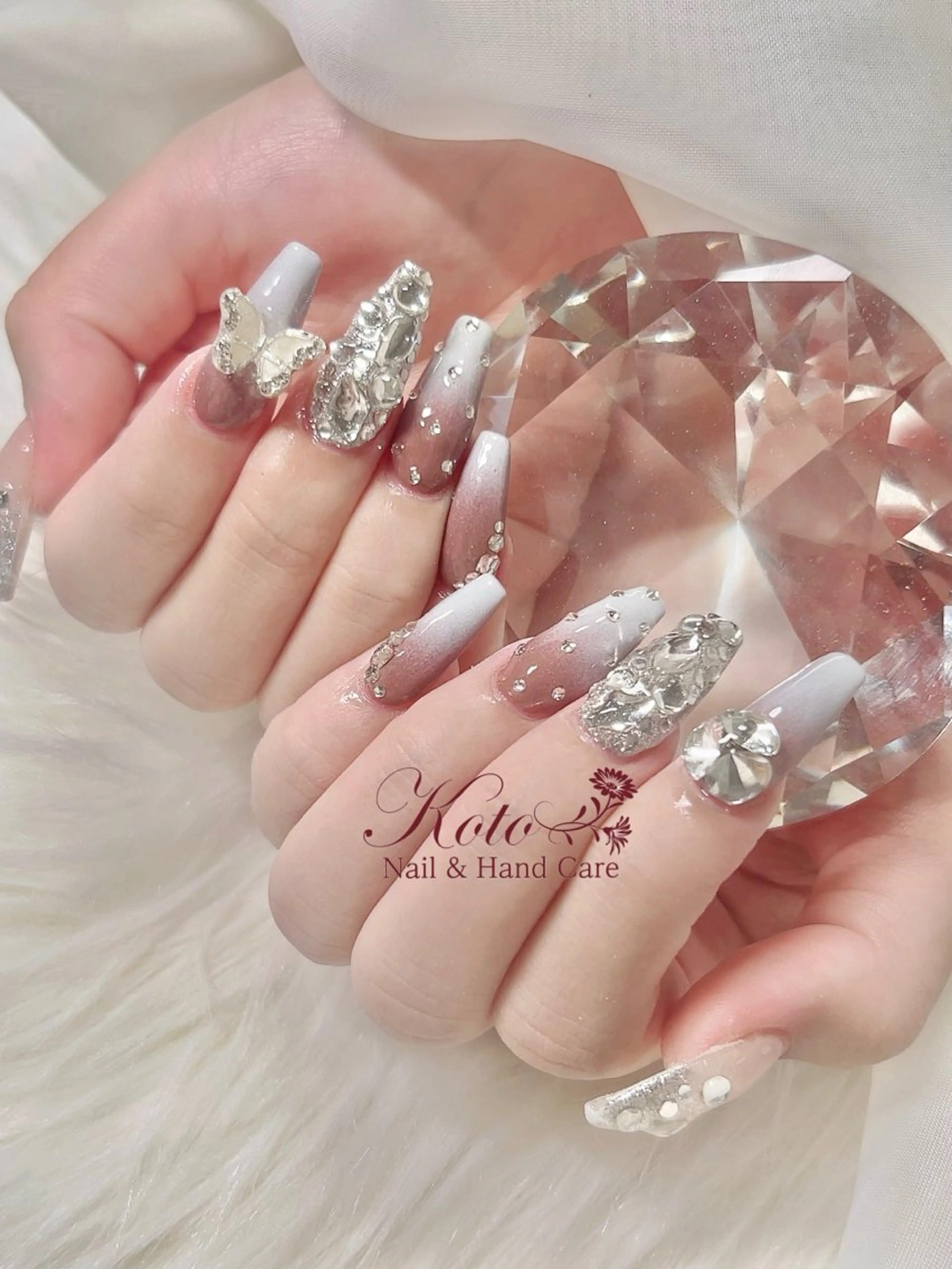 ネイル 長さ出し ジェルネイル 持ち込み ニュアンスネイル 赤色 ハンドネイル Nail Salon KOTOのネイルデザイン