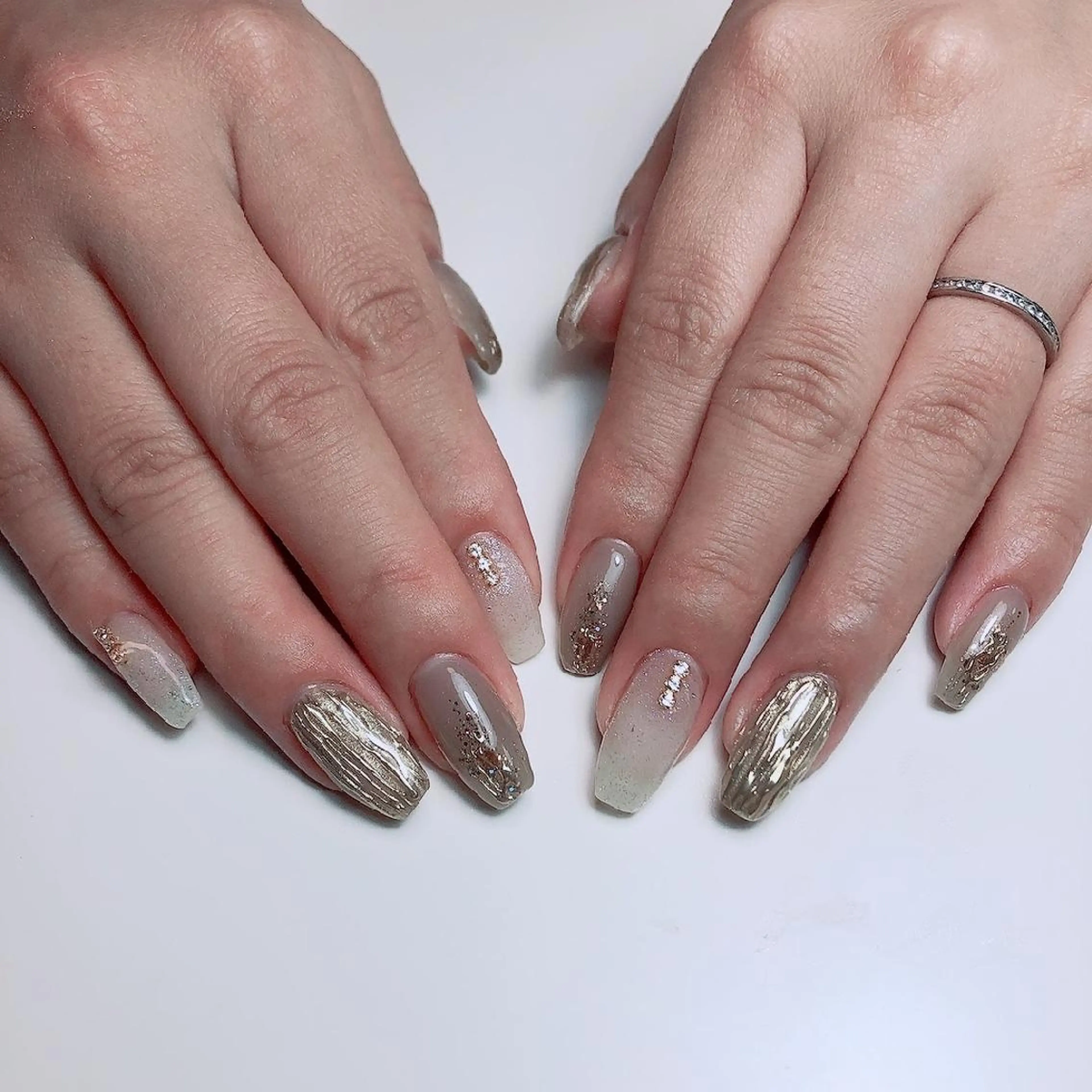 ロング ネイル ニュアンスネイル ☺︎山部 志麻☺︎のネイルデザイン