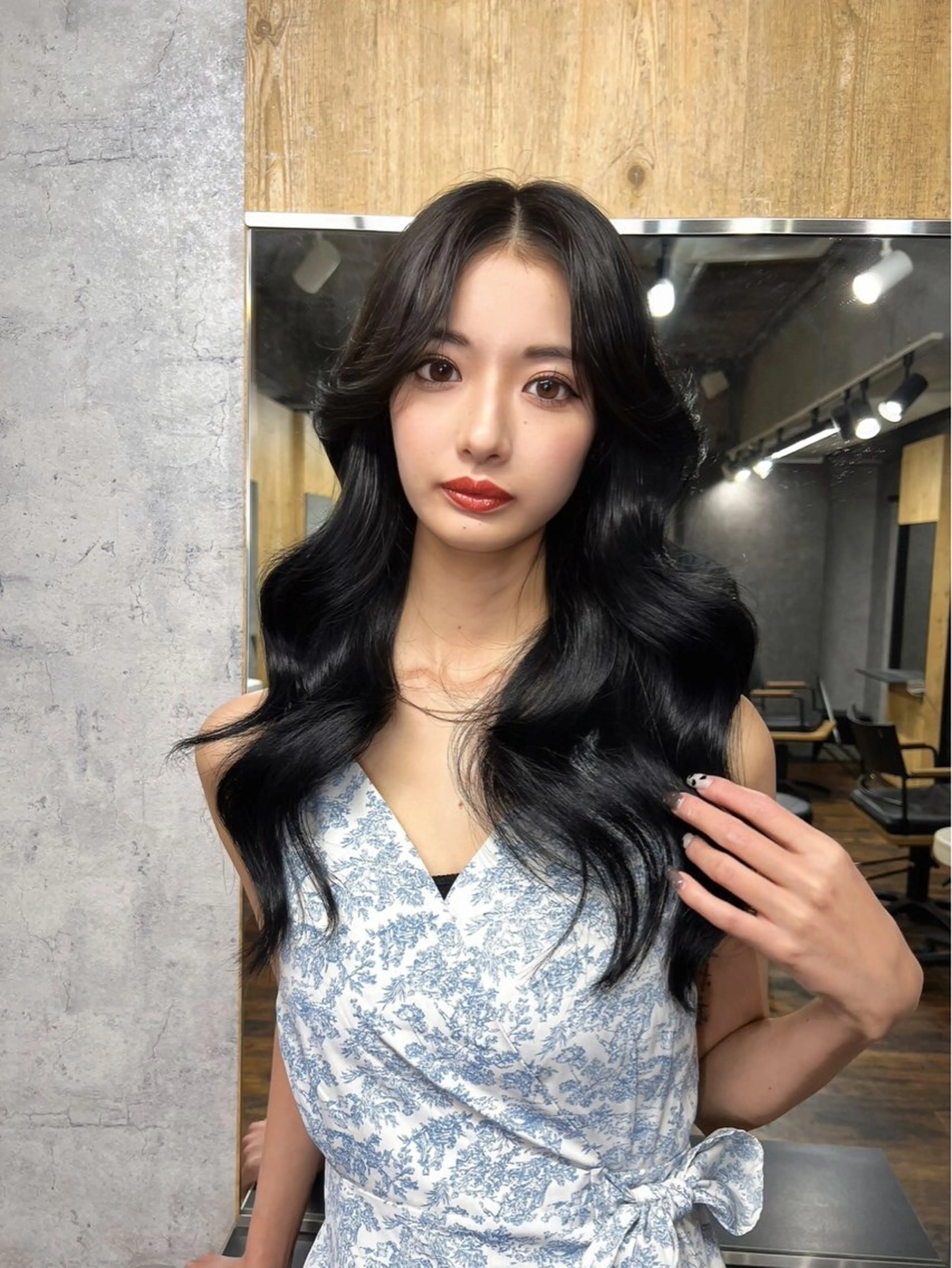 セミロング カラー パーマ ヘアアレンジ foi. フォワ所属・🇰🇷韓国トレンド ヘア🇰🇷高田のヘアスタイル