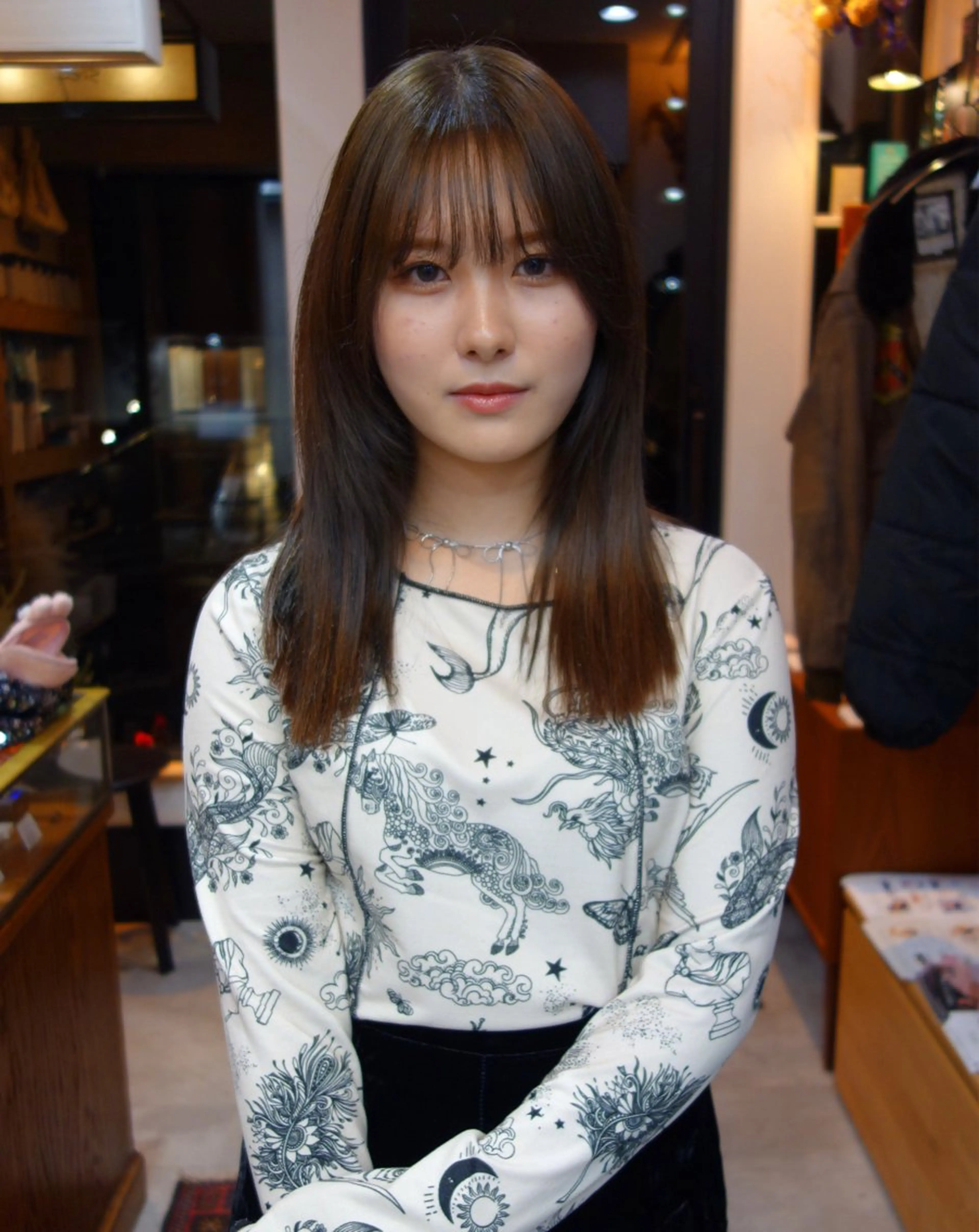 セミロング エクステ 松尾 伊純のヘアスタイル