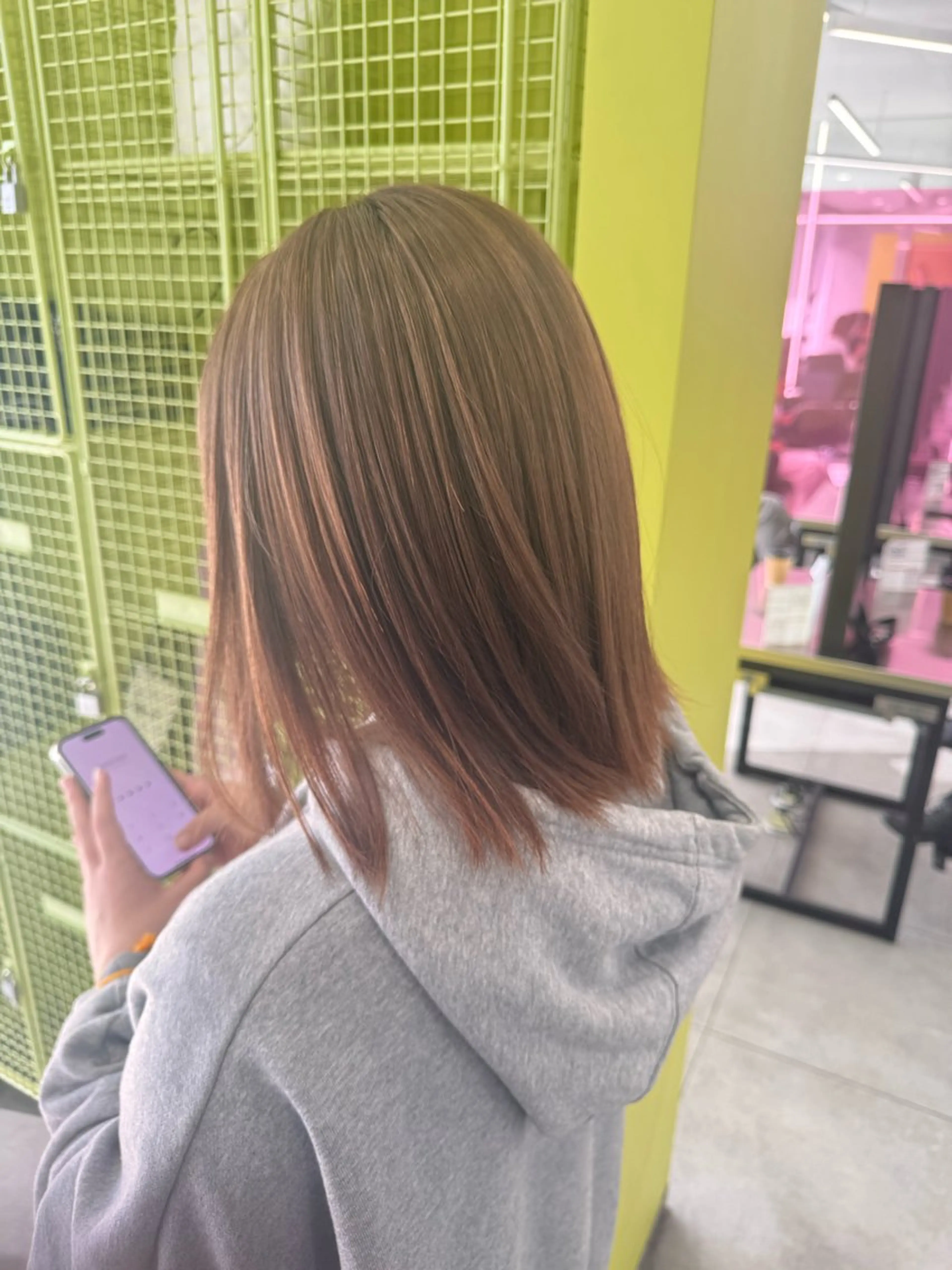 カラー ヘアカラー 柾木 伊桜莉のヘアスタイル