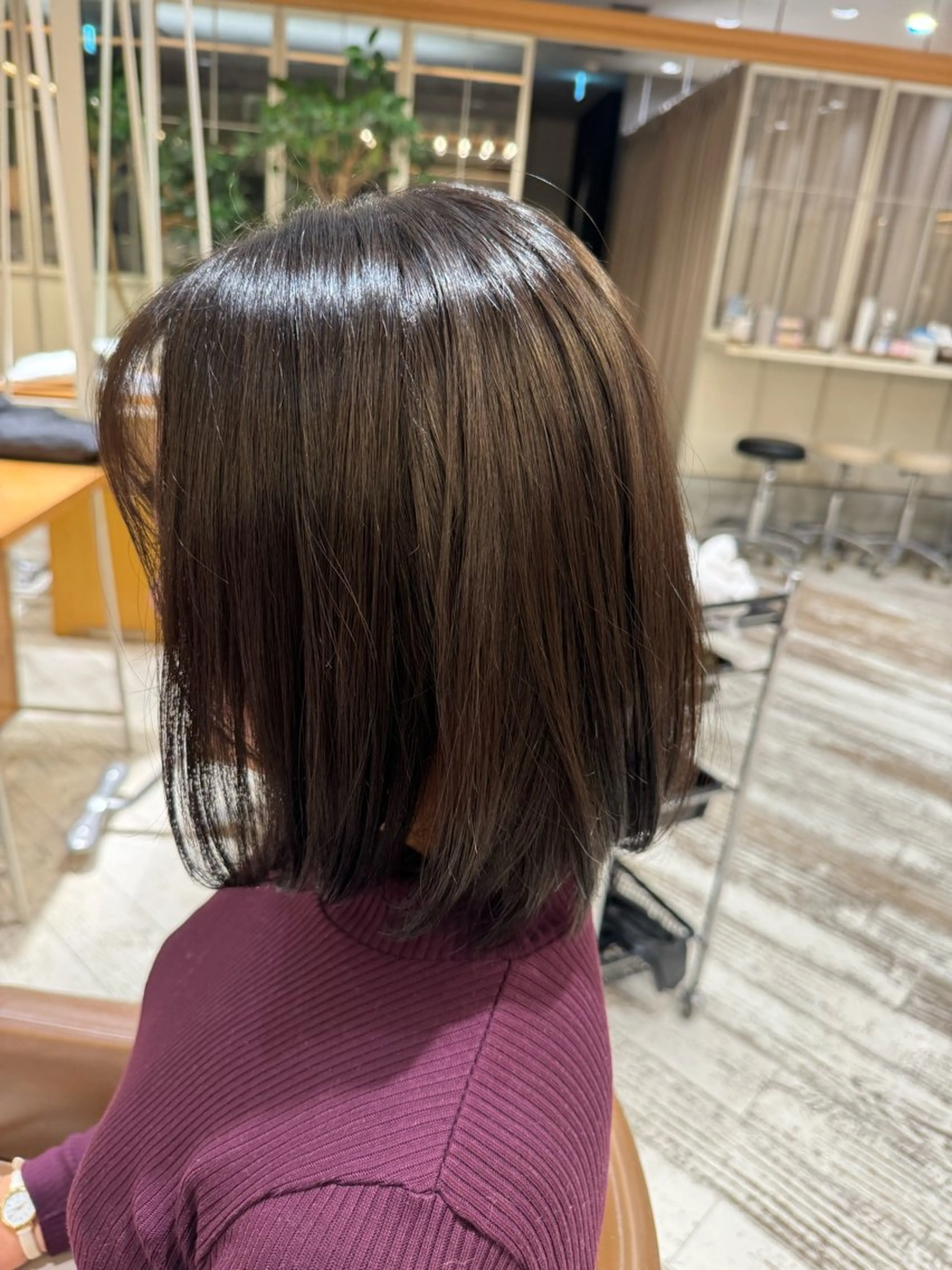 ミディアム ヘアカラー ✨ショートヘア ✨ロイのヘアスタイル