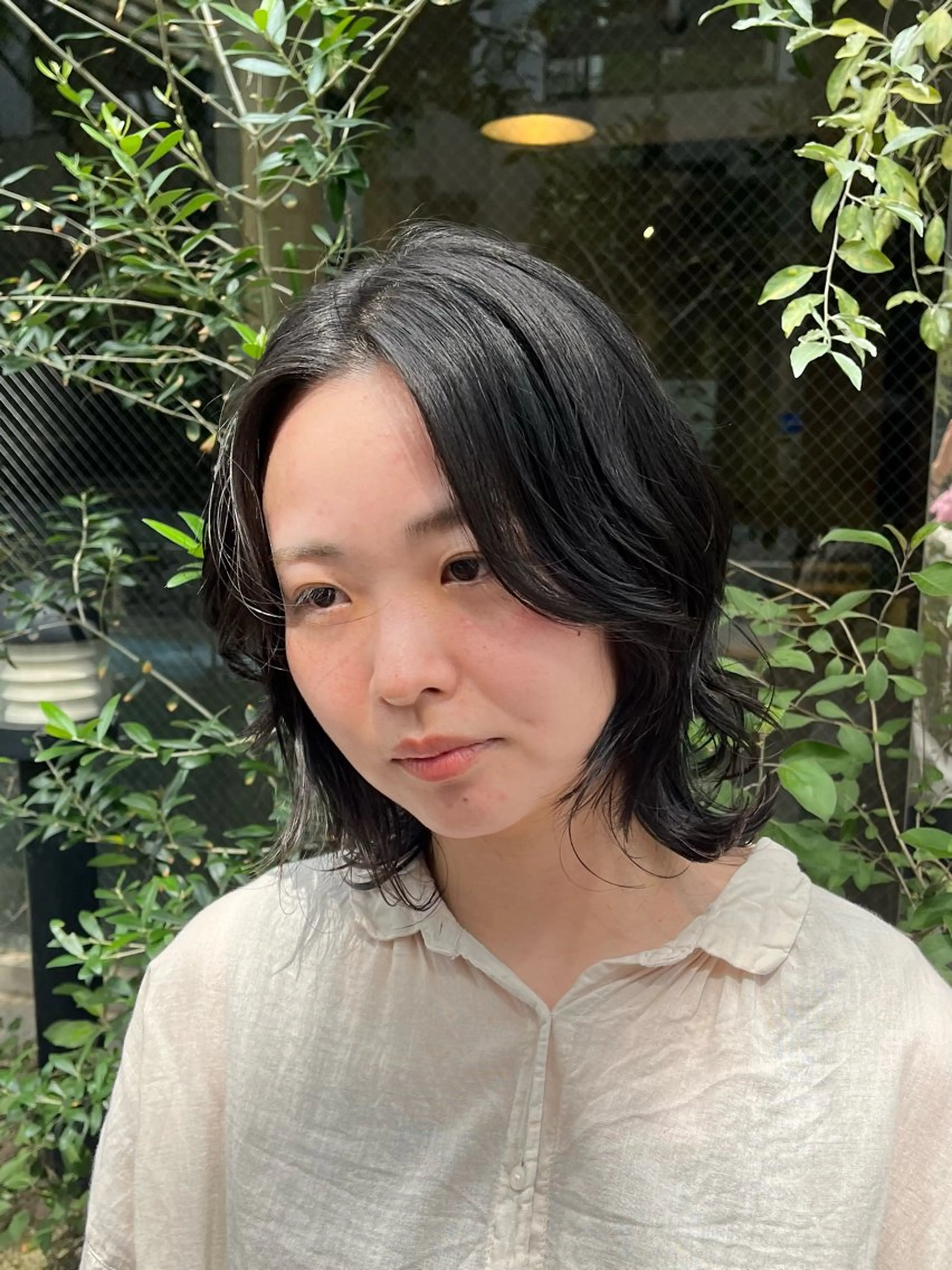 ミディアム パーマ ミディアムパーマ ウルフカット えんぐちとも／透明感 カラー／博多ボブのヘアスタイル