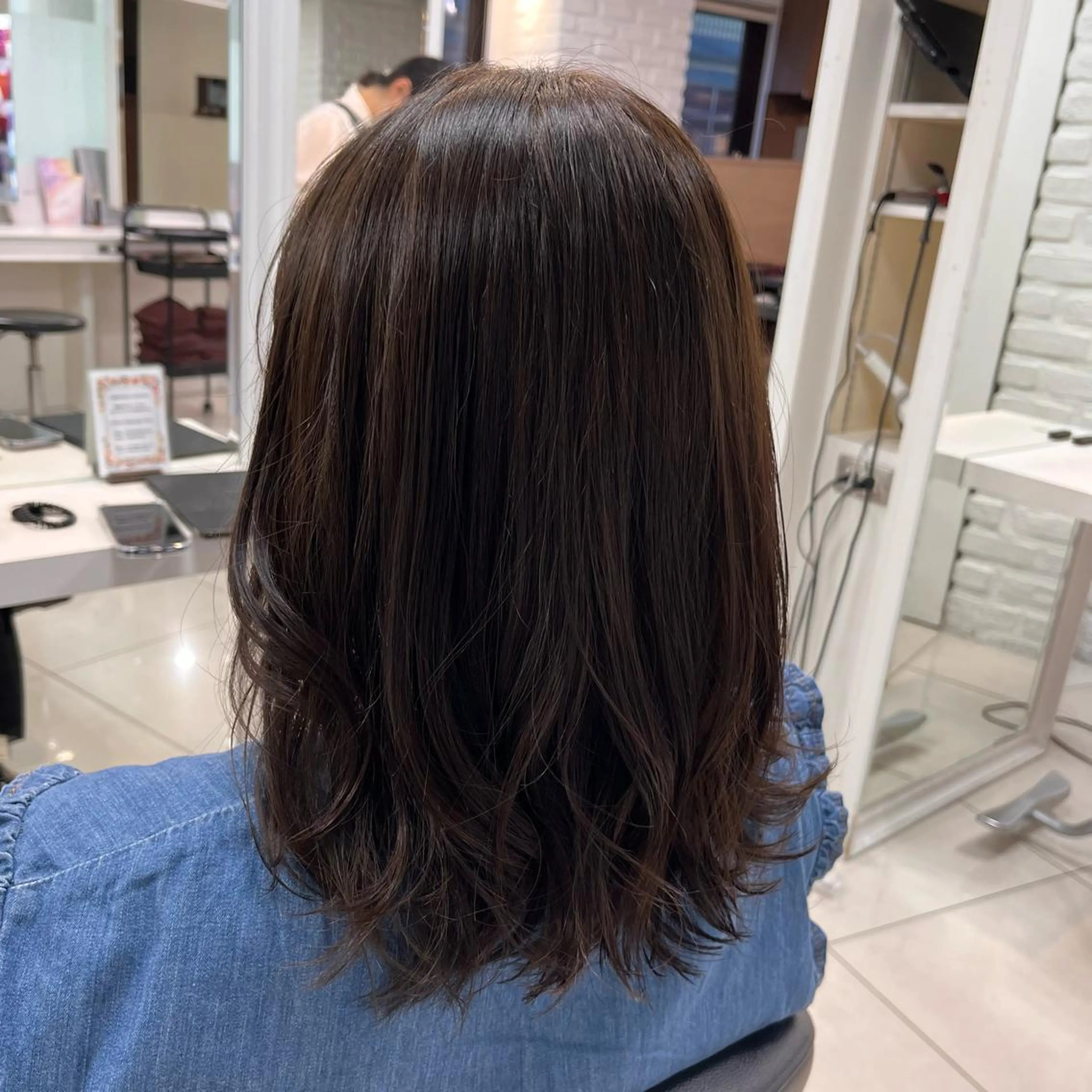 ミディアム カラー アッシュ アッシュブラウン ブルーカラー ブラウンカラー カット ヘアカラー トリートメント メンズ縮毛矯正🦊ハ イトーン　RYOKAのヘアスタイル