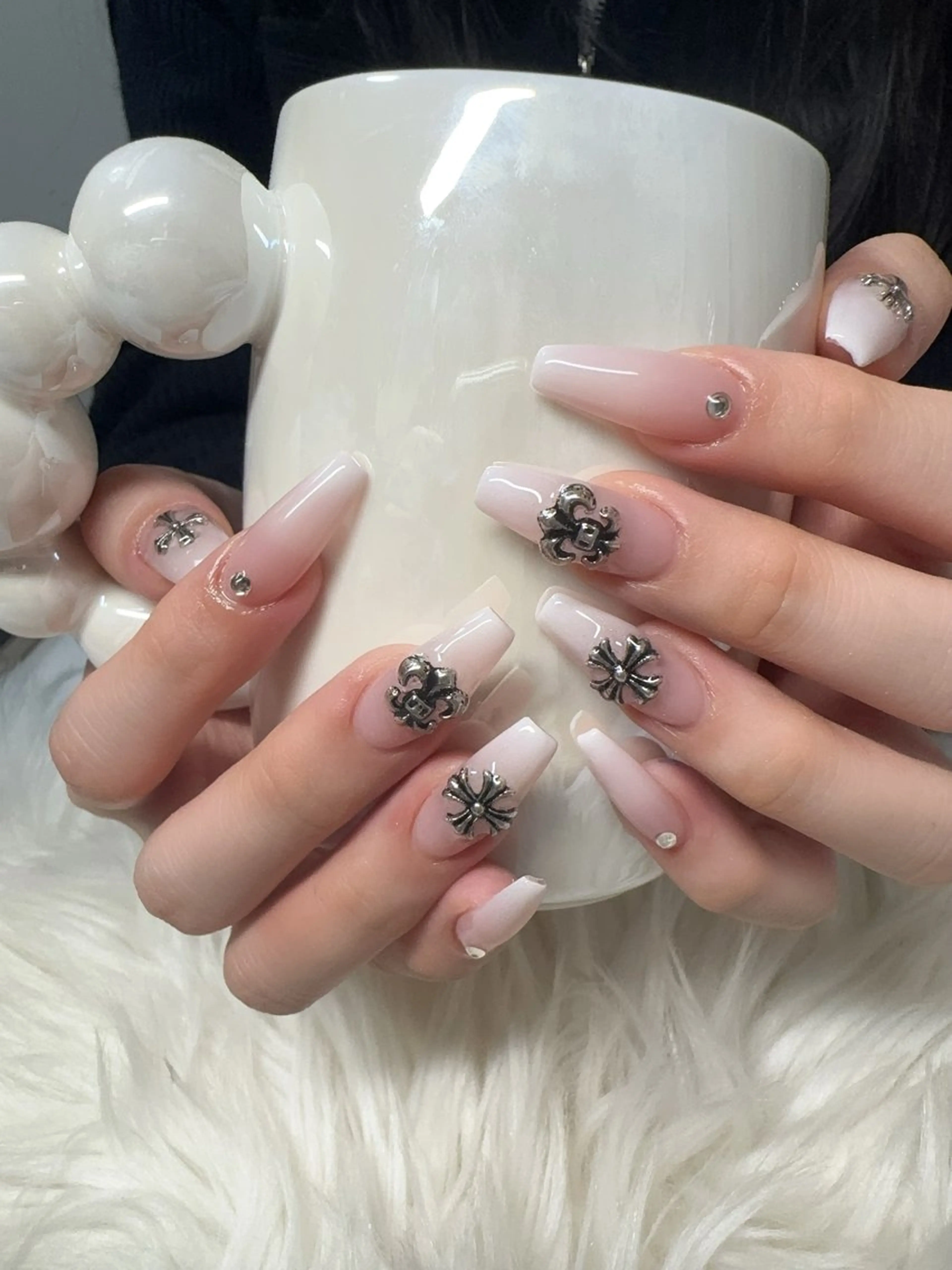 ネイル ＆ME アンドミーのネイルデザイン