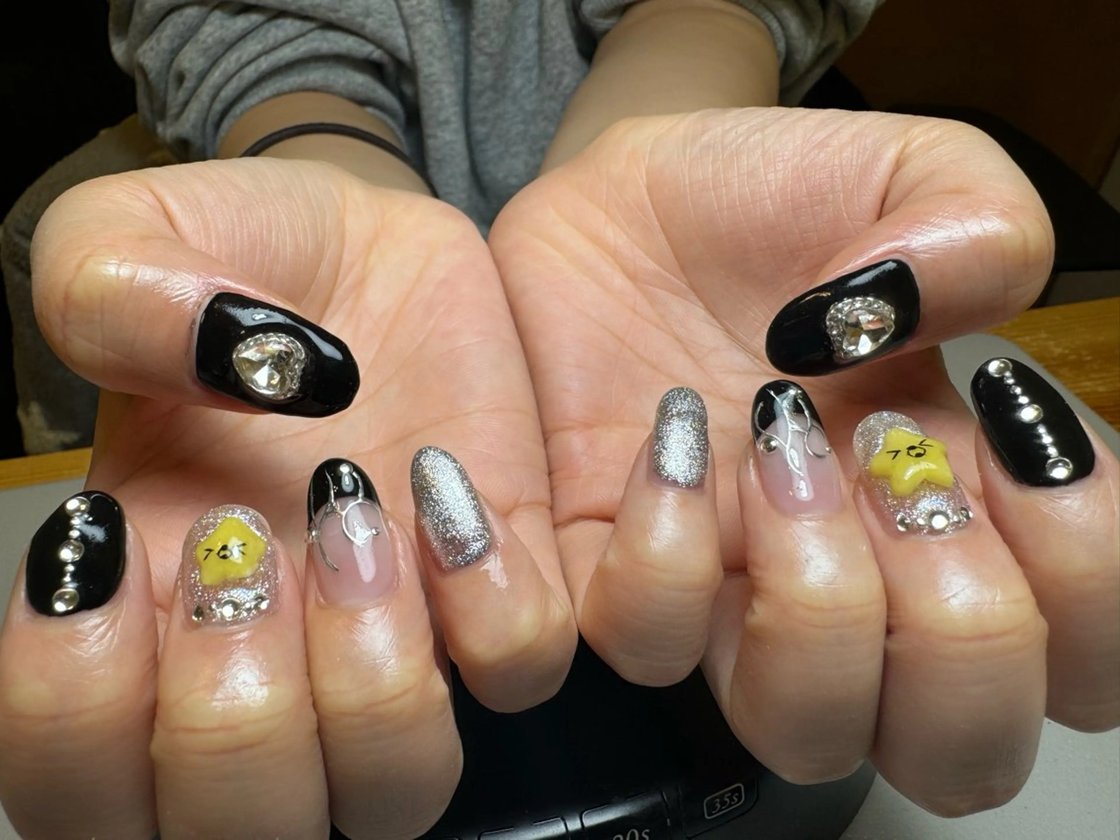 ネイル ハンドネイル M. KOTOMIのネイルデザイン