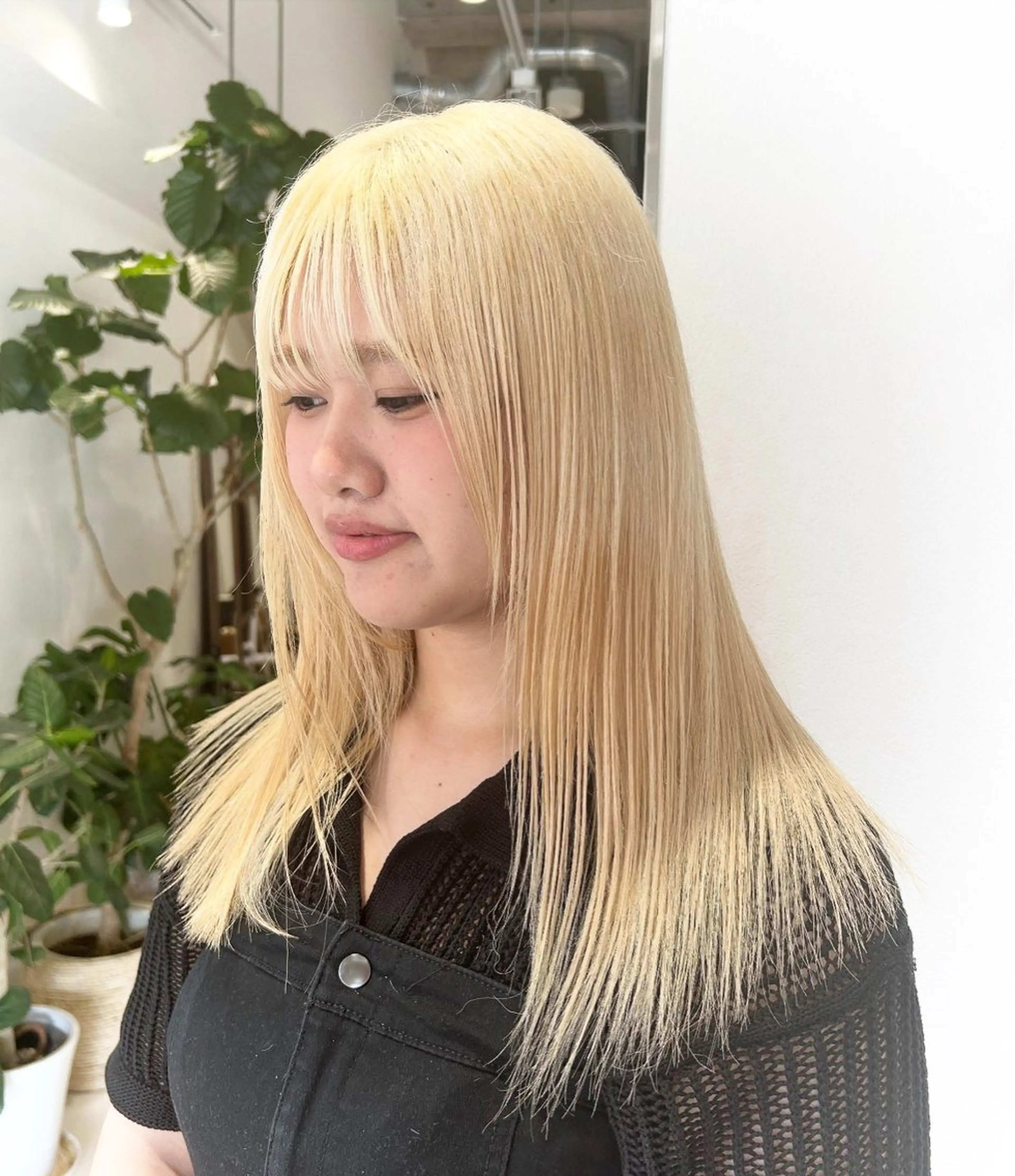 セミロング カラー カット ヘアカラー トリートメント ハイトーン/アレンジ /🎀YUINA🎀のヘアスタイル