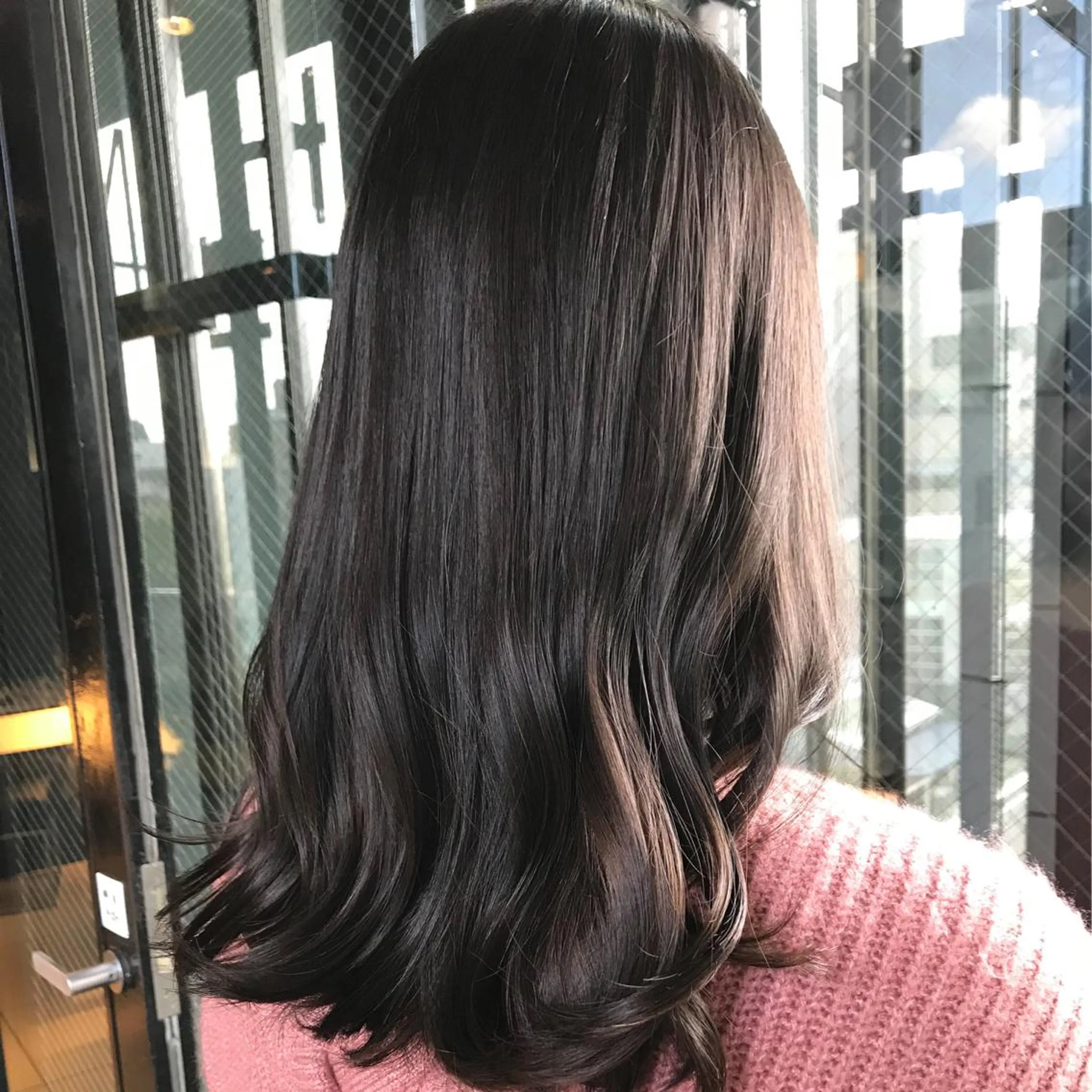 ロング カラー 透明感カラー グレージュ ハイトーンカラー ラベンダーカラー ラベンダーグレージュ BOOTH share salon所属・ハタケヤマヨシキ ／BOOTHのヘアスタイル