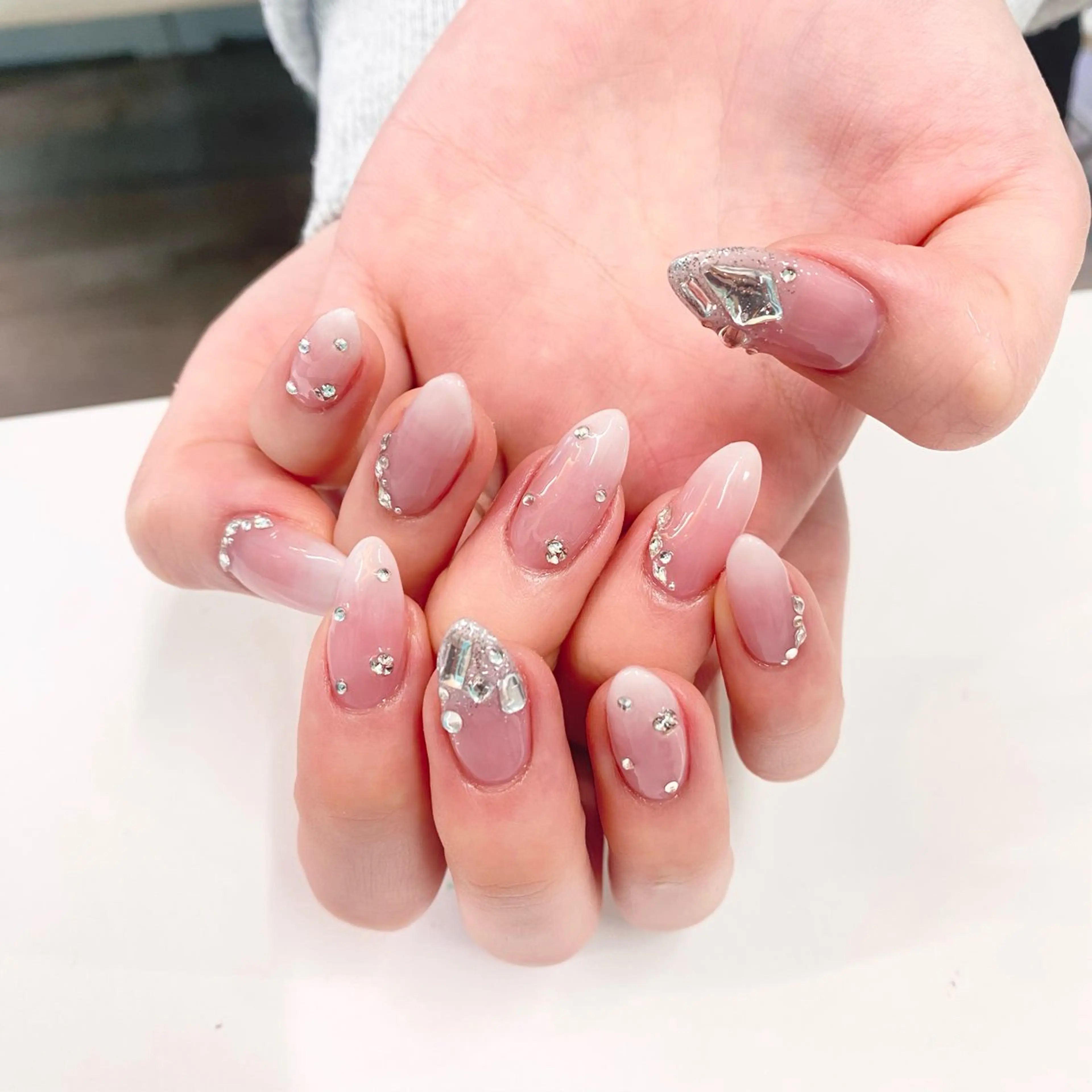 ネイル ハンドネイル Kira-ra所属・Kira-ra💎 KIRARIのネイルデザイン