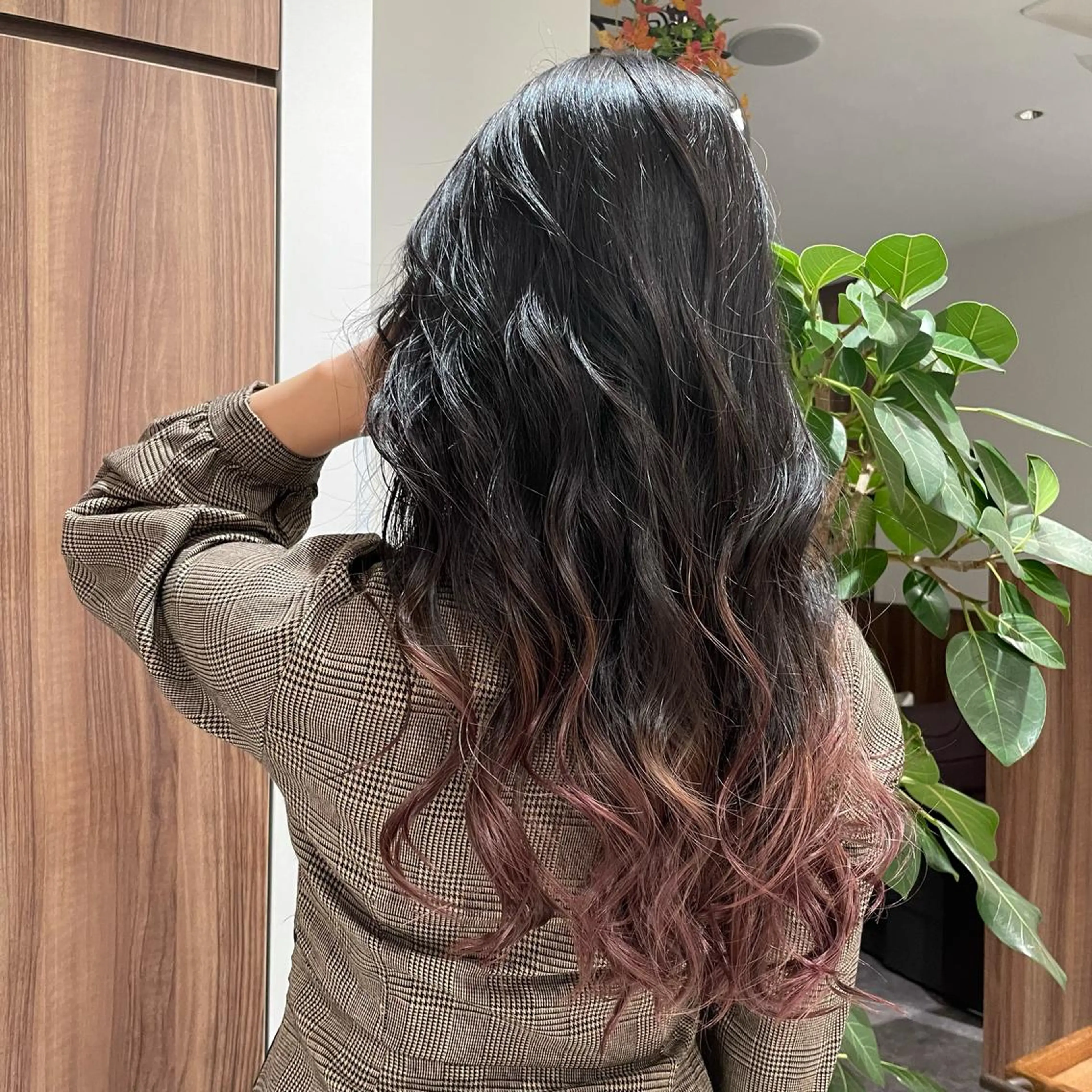 ロング カラー アッシュ グラデーションカラー ピンクカラー ピンクアッシュ 🇰🇷韓国ヘア★ 副店長.쿠리타⭐︎のヘアスタイル