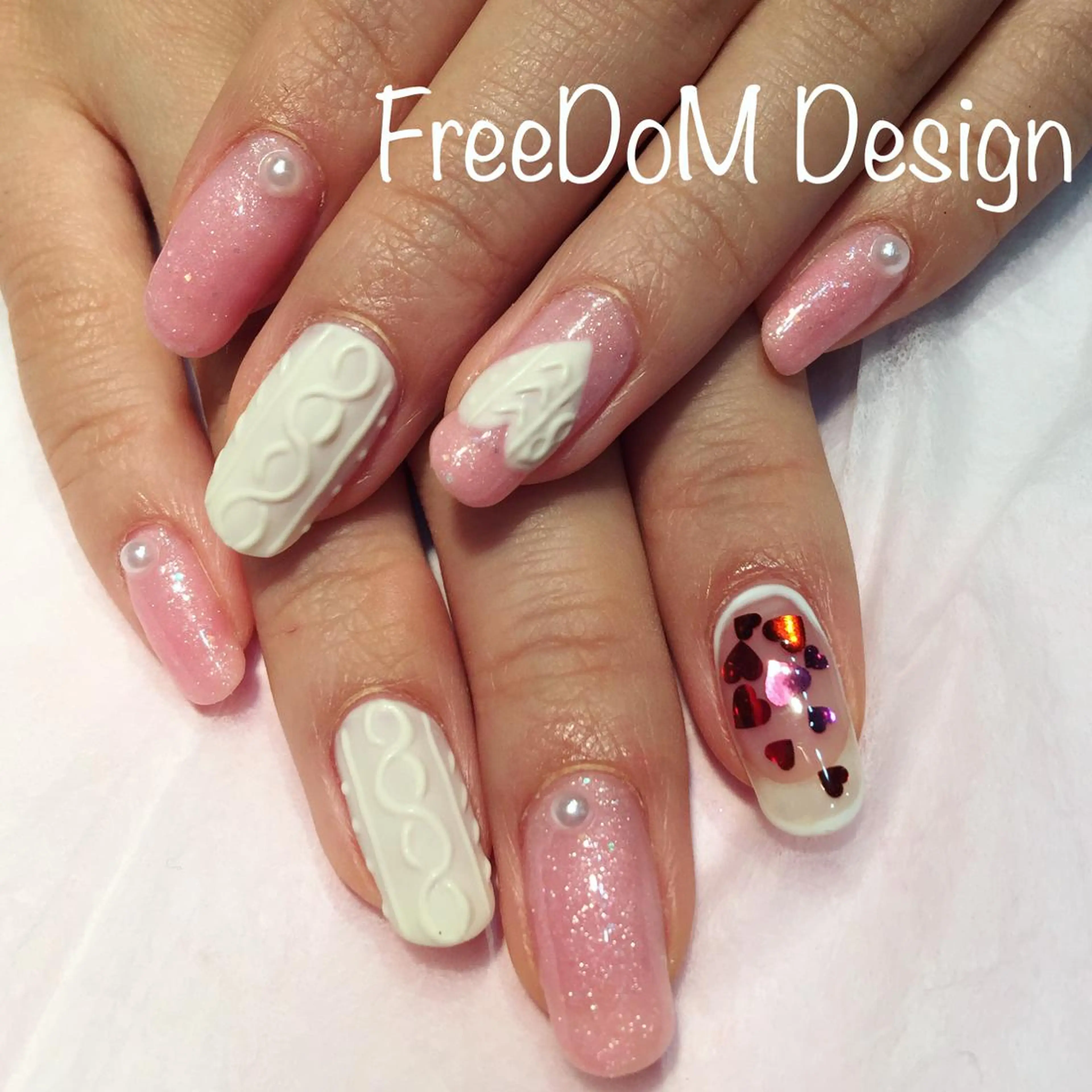 ネイル アートネイル ＦreeDoＭ   Design所属・W KUMIのネイルデザイン