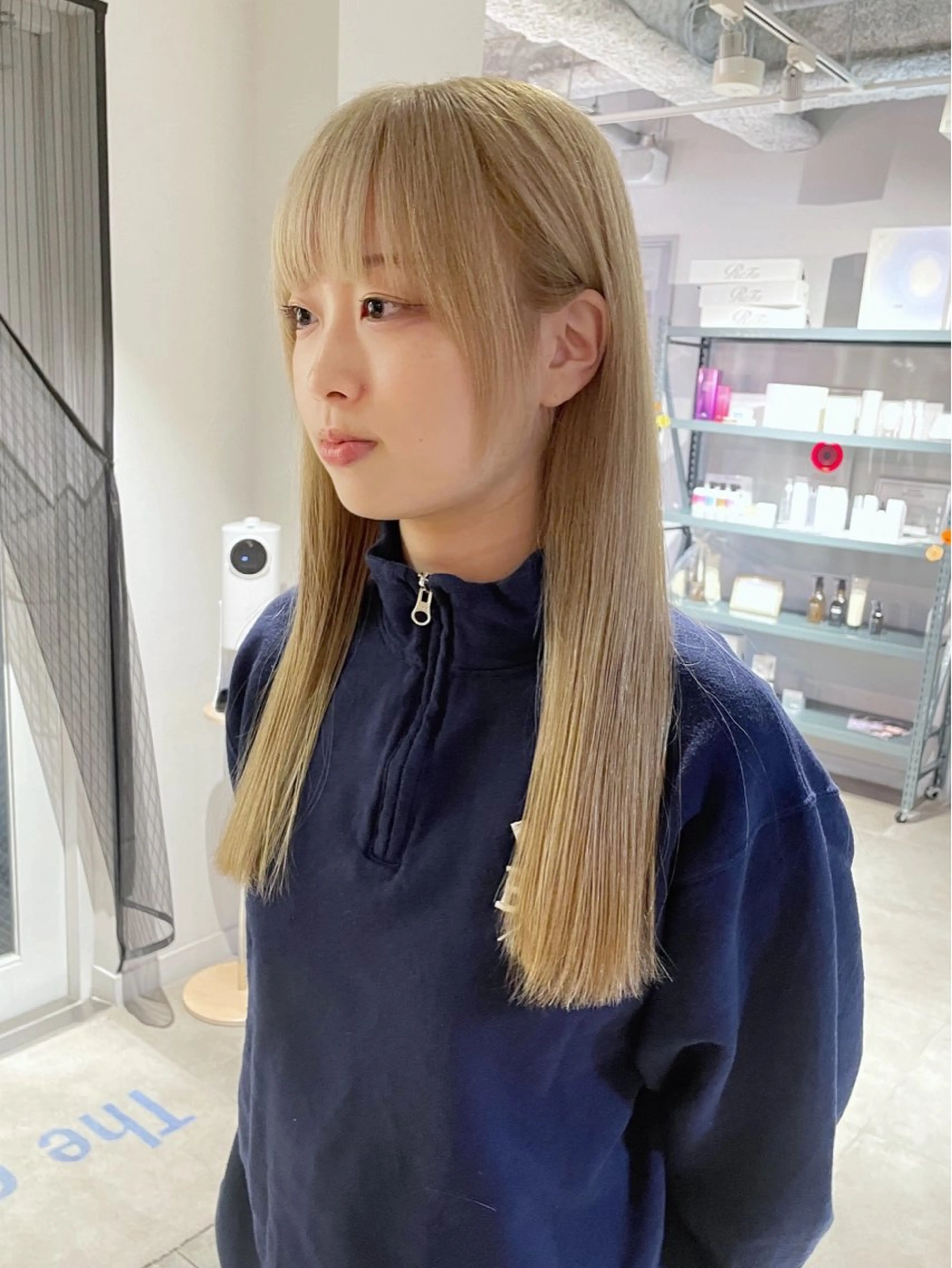 ロング カラー ブリーチ ケアブリーチ カット ヘアカラー トリートメント レイヤー/髪質改善カ ラ-🤍津田奈々美‎のヘアスタイル