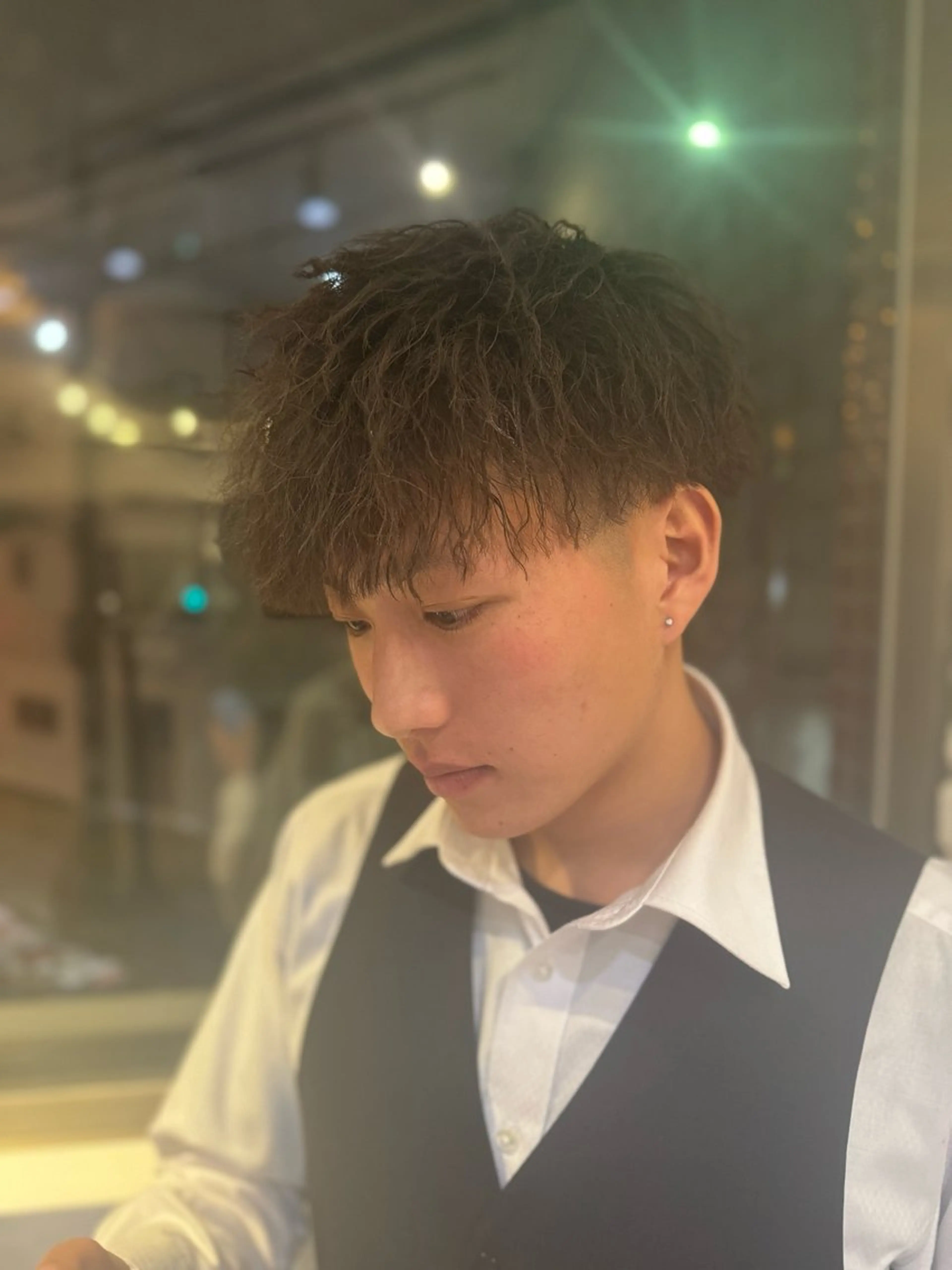フェードカット、マッシュスタイル、短髪スタイルの写真