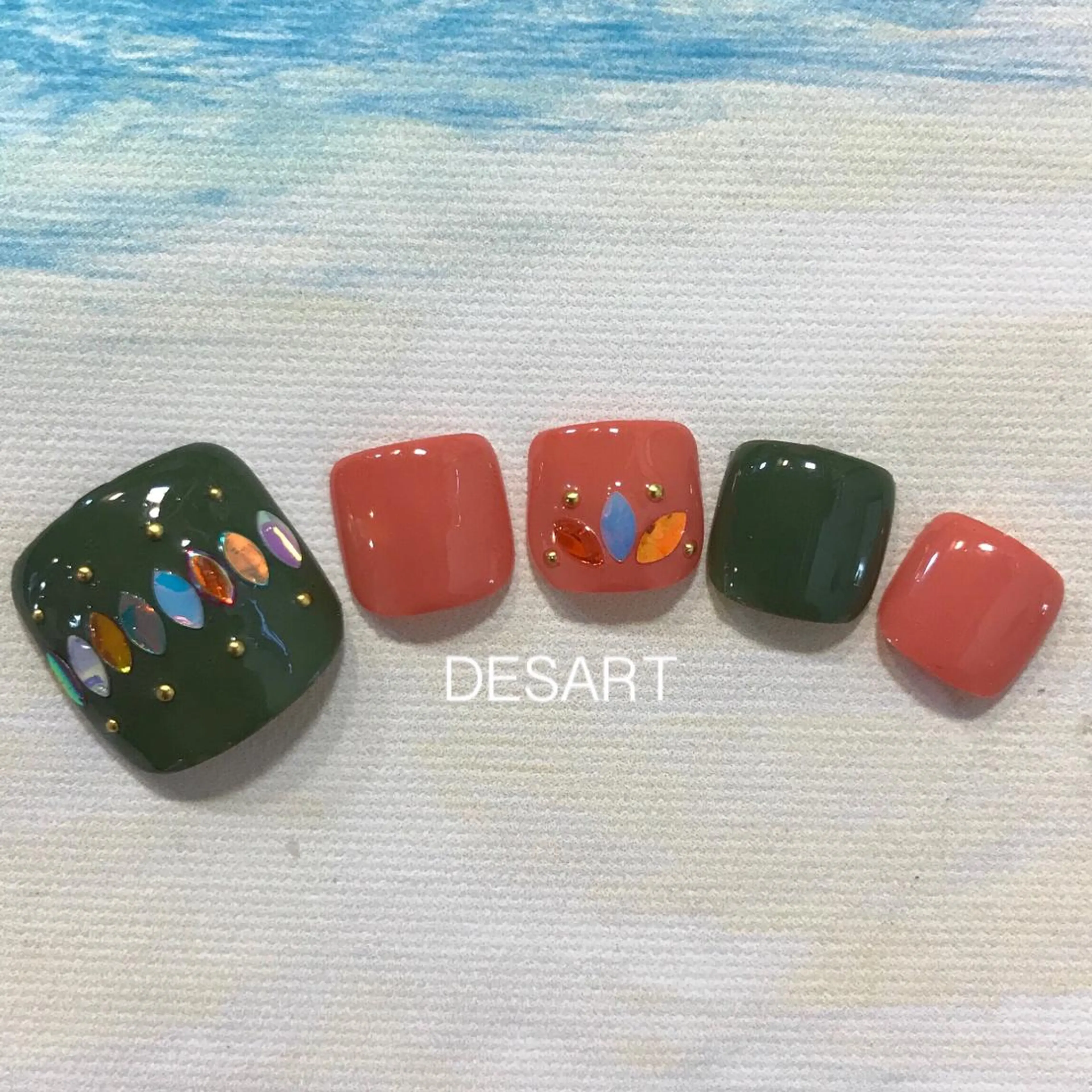 ネイル フットネイル ”salon" そりまちゆうこのネイルデザイン