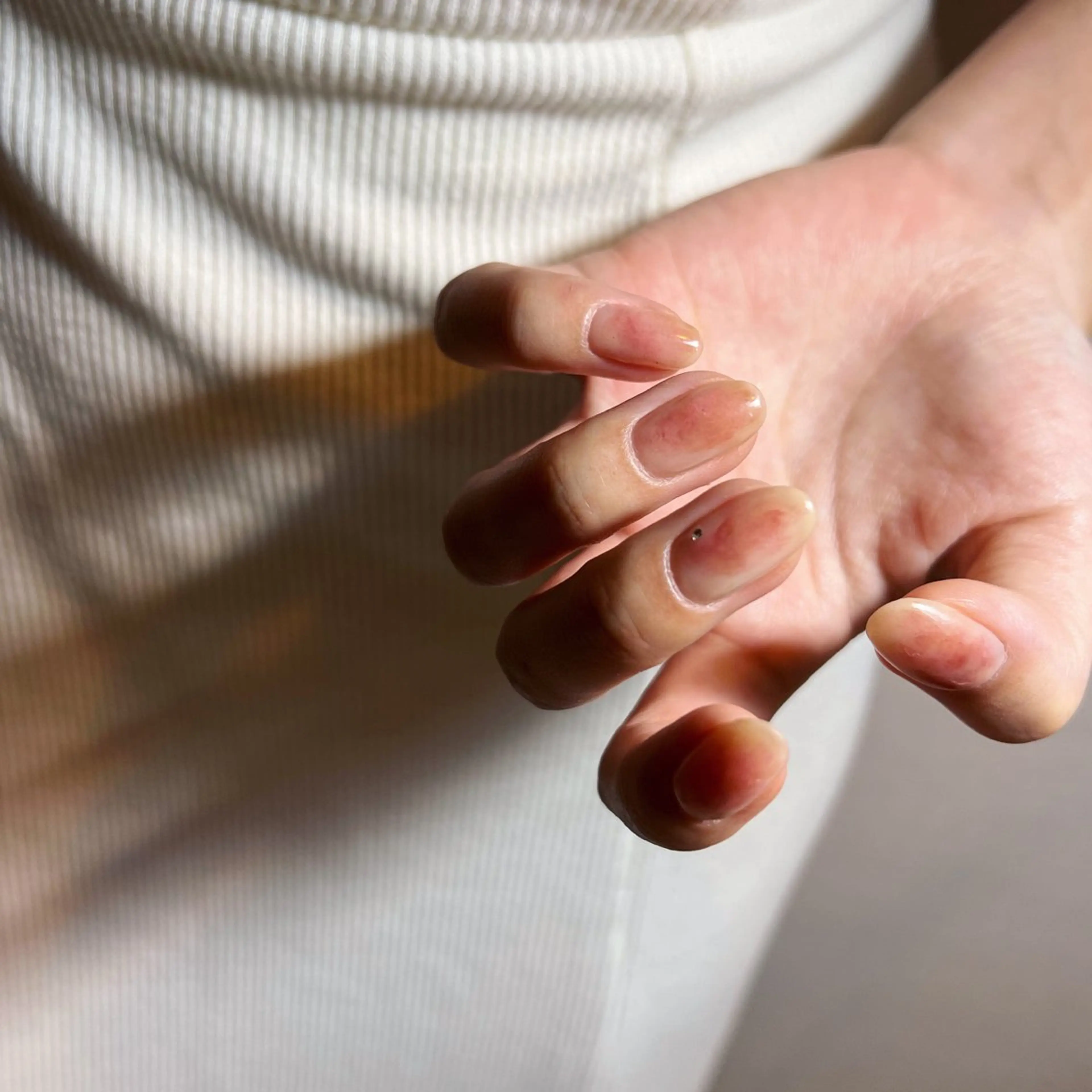 ネイル ニュアンスネイル 夏ネイル ハンドネイル pointillé .ayaのネイルデザイン