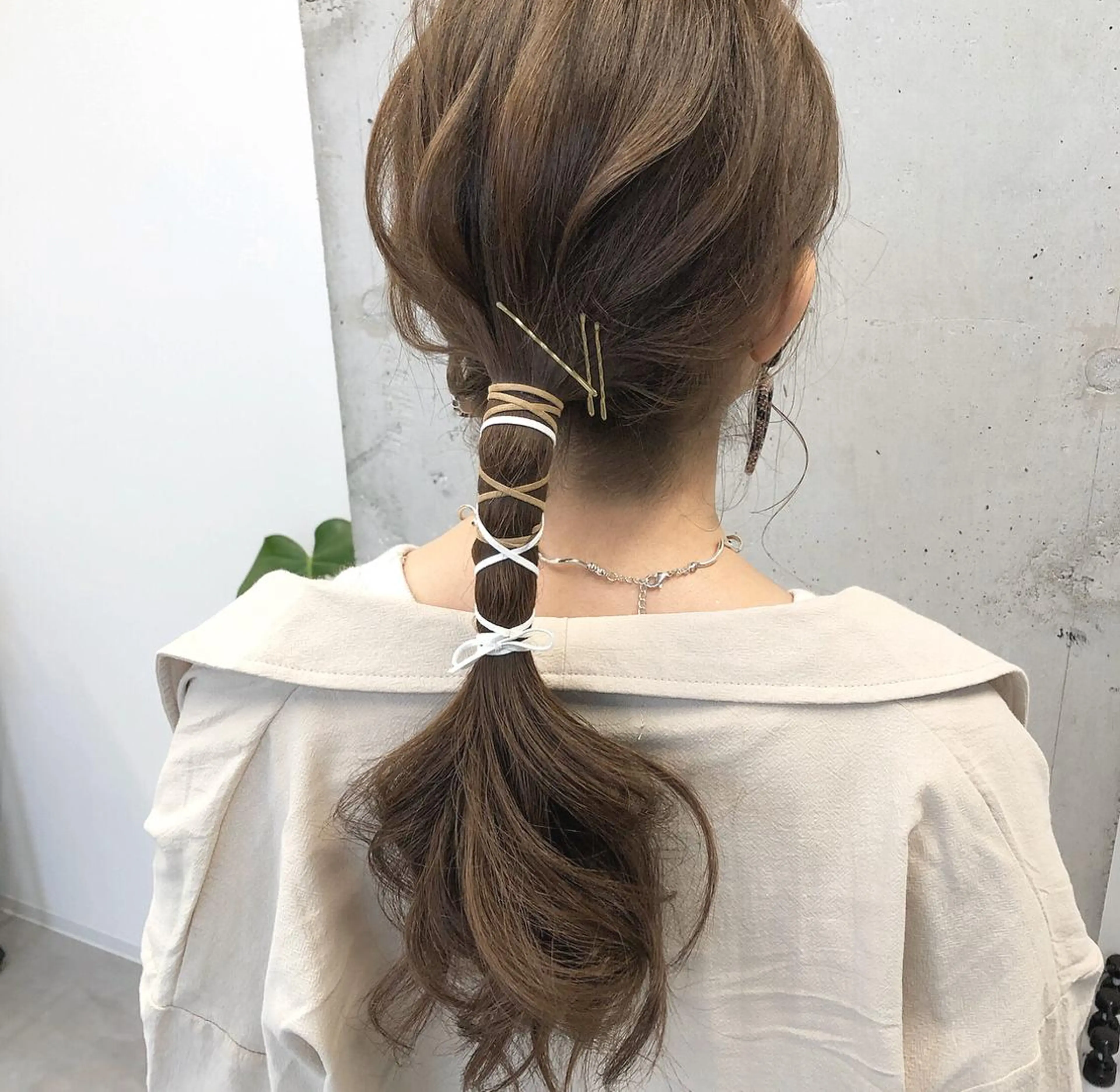 セミロング カラー ヘアアレンジ autre所属・大久保 ひでなりのヘアスタイル