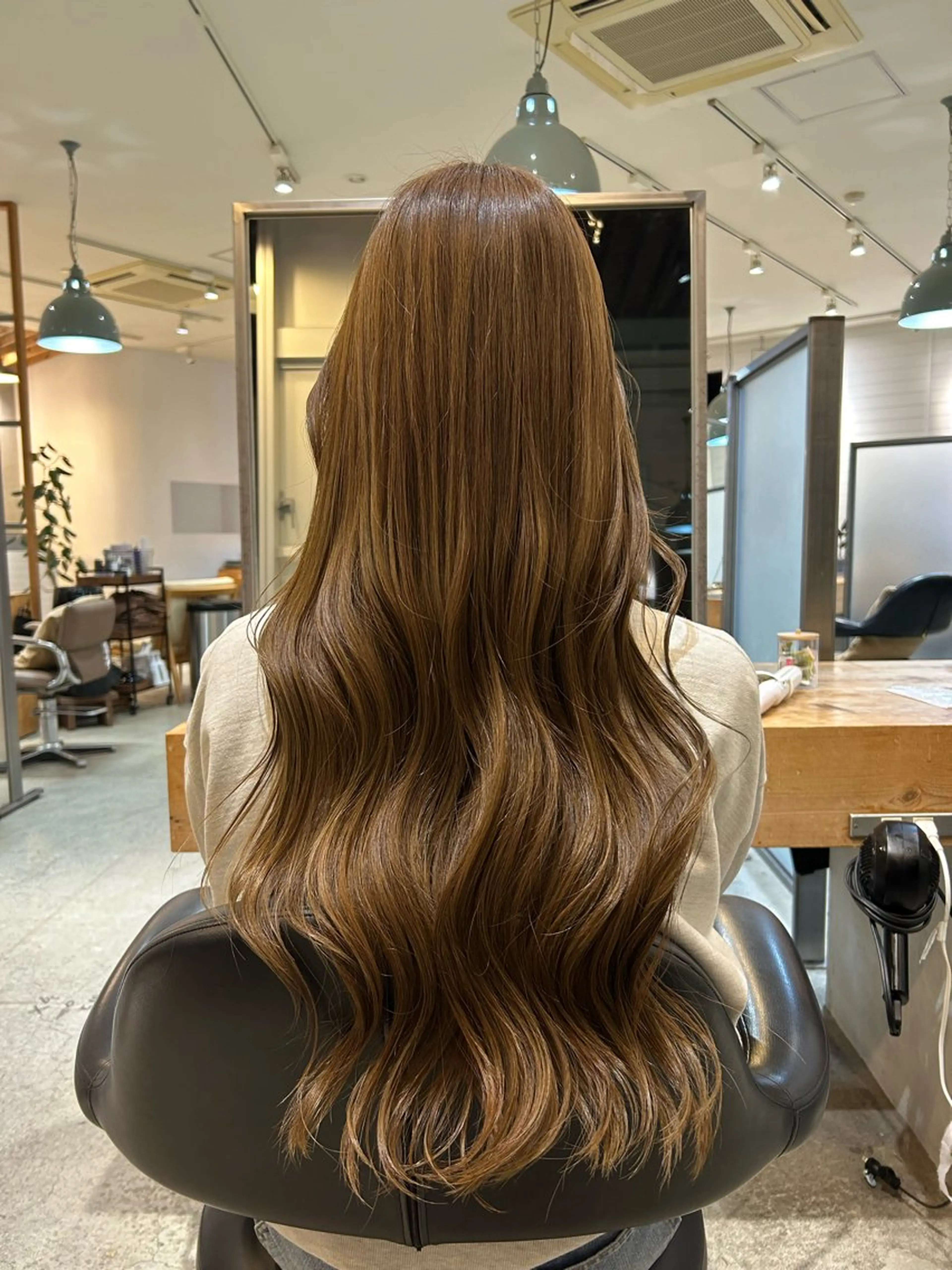 ロング 艶ブリーチ/カット kurumi🌼のヘアスタイル