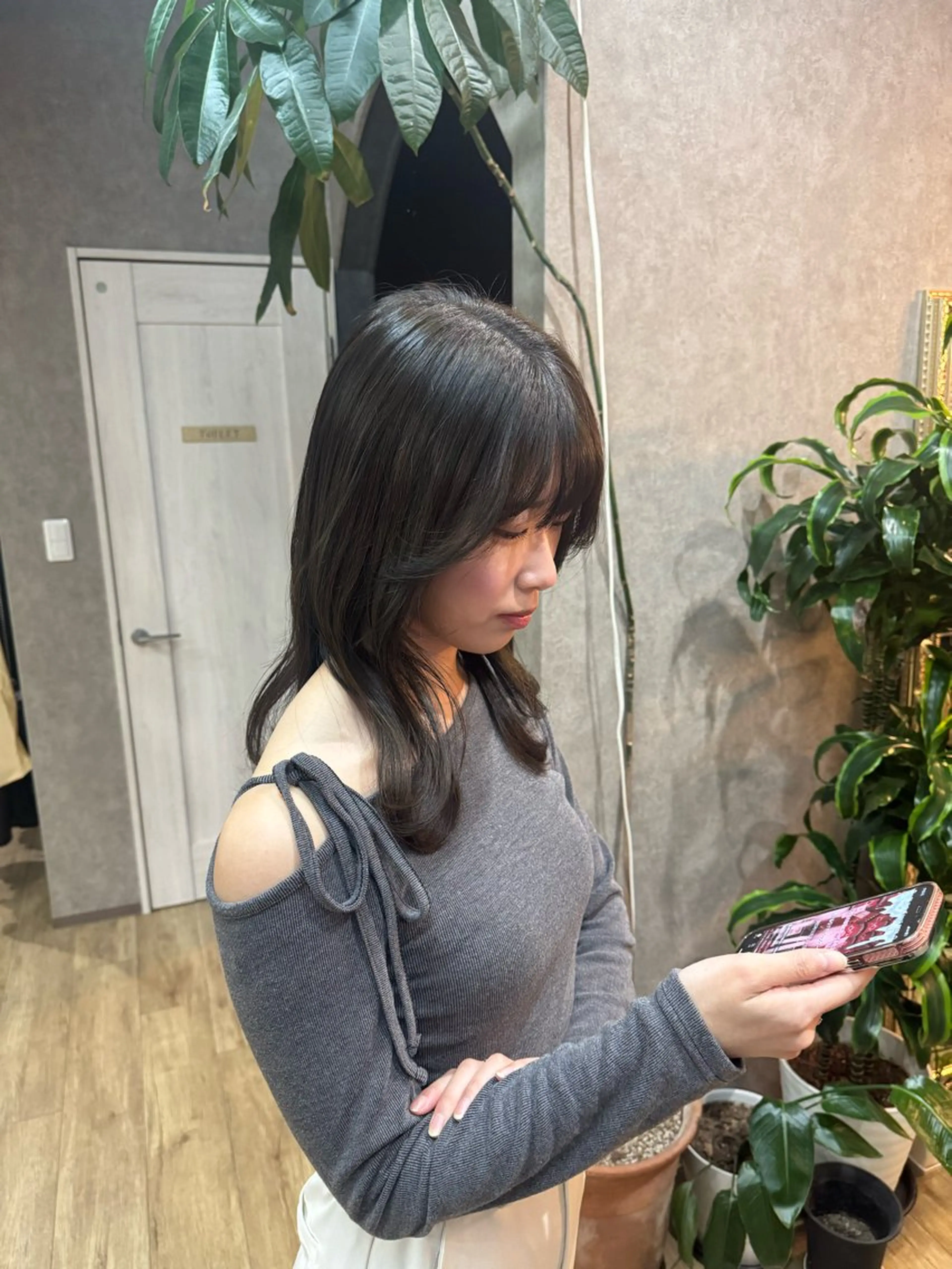 ミディアム TRACK HAIR CREATE所属・. みおのヘアスタイル