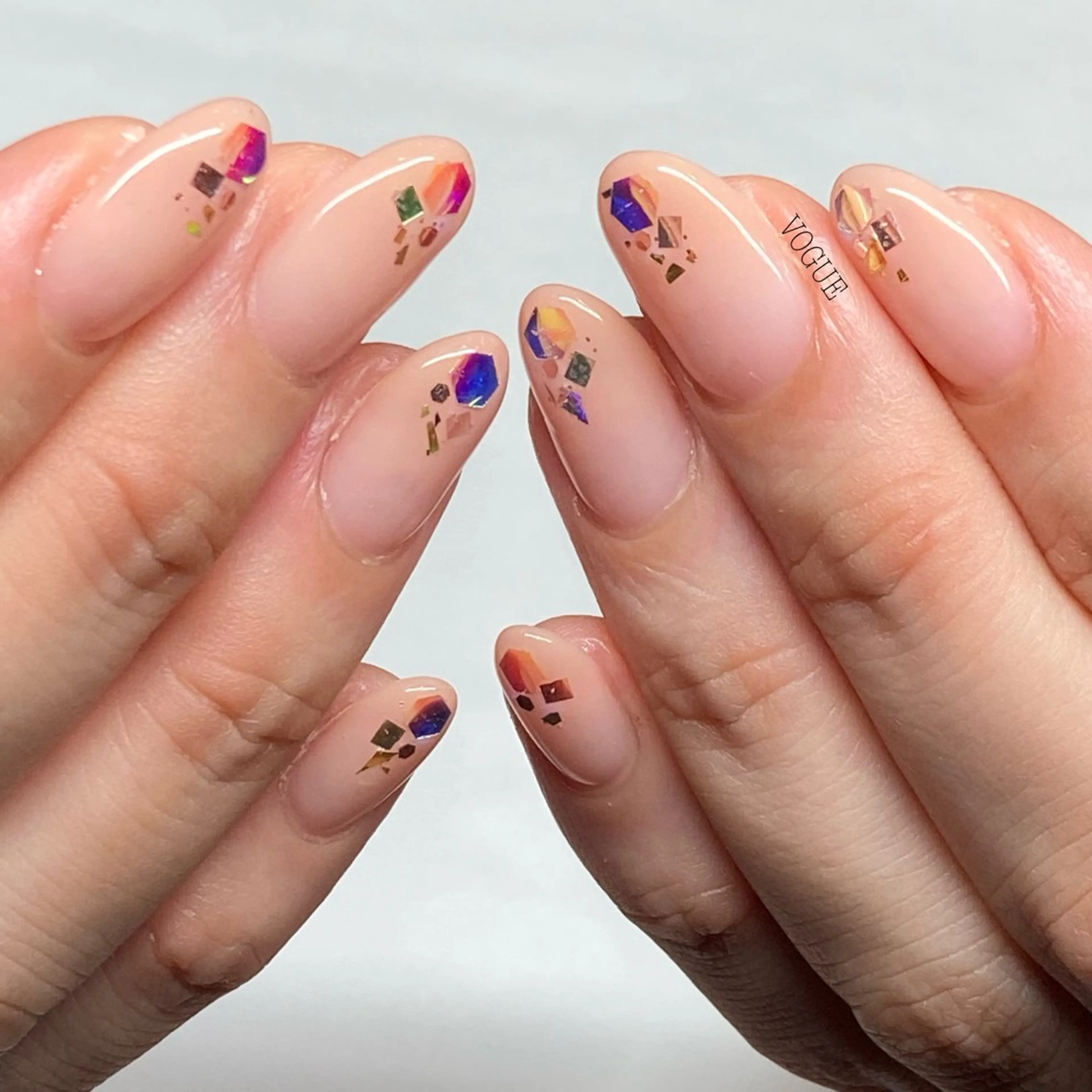 ネイル ハンドネイル VOGUE ×SWANのネイルデザイン