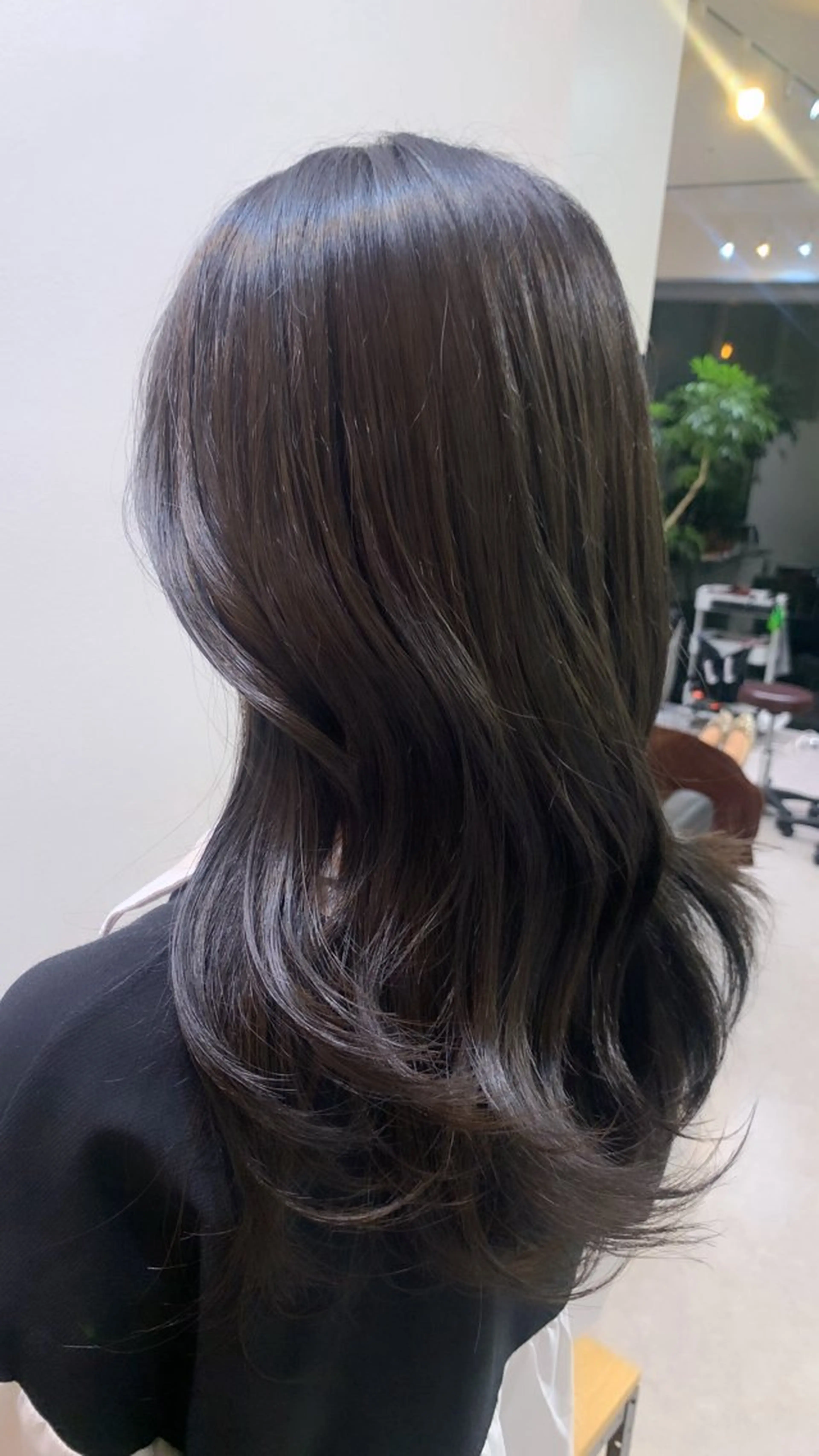 セミロング カット ヘアカラー トリートメント 美髪矯正/髪質改善/ 艶髪🤍伊藤梨紗のヘアスタイル