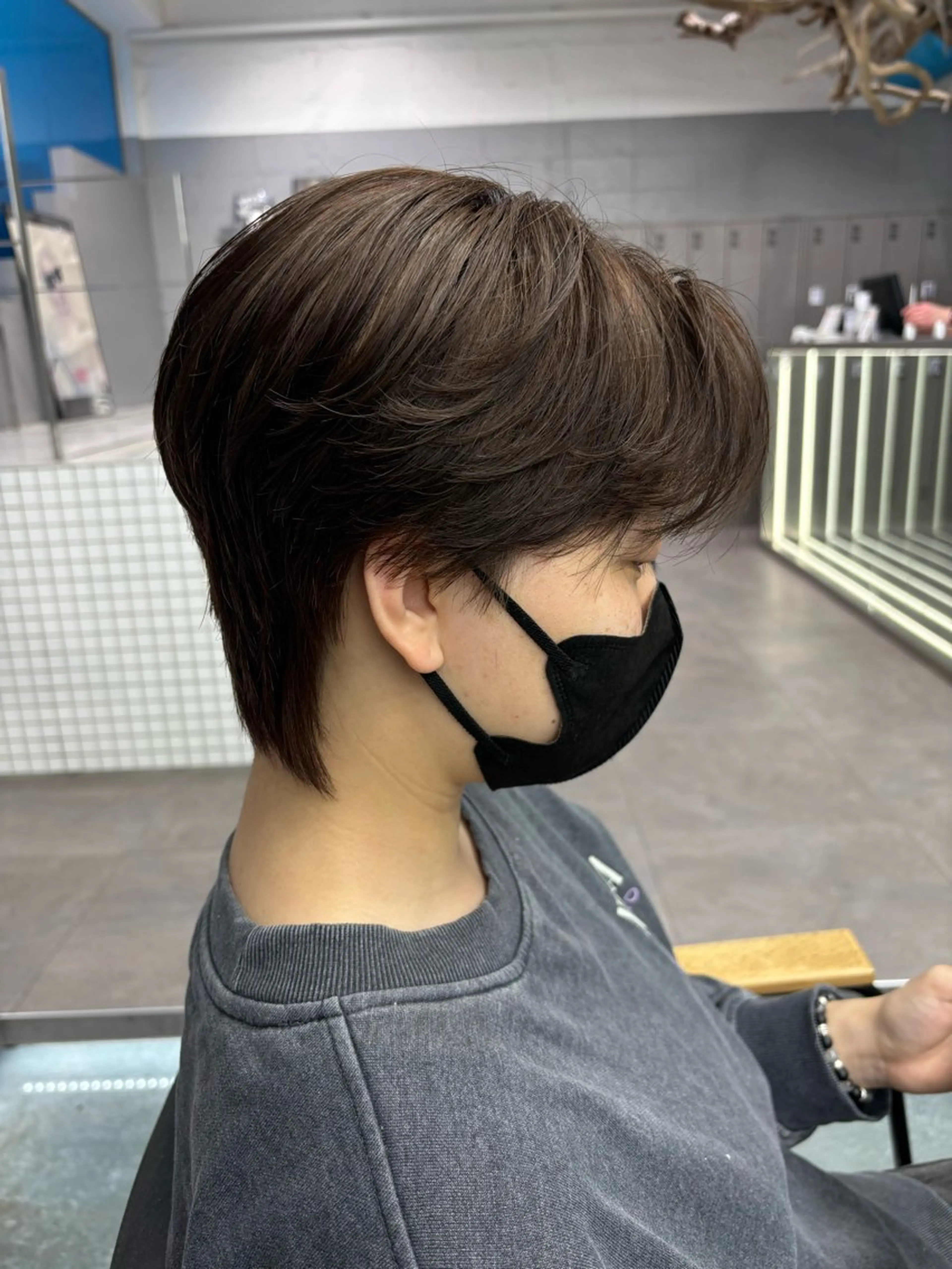 ショート カラー メンズ センターパート カット ヘアカラー メンズパーマ/韓国 ヘア/Mino🤍のヘアスタイル
