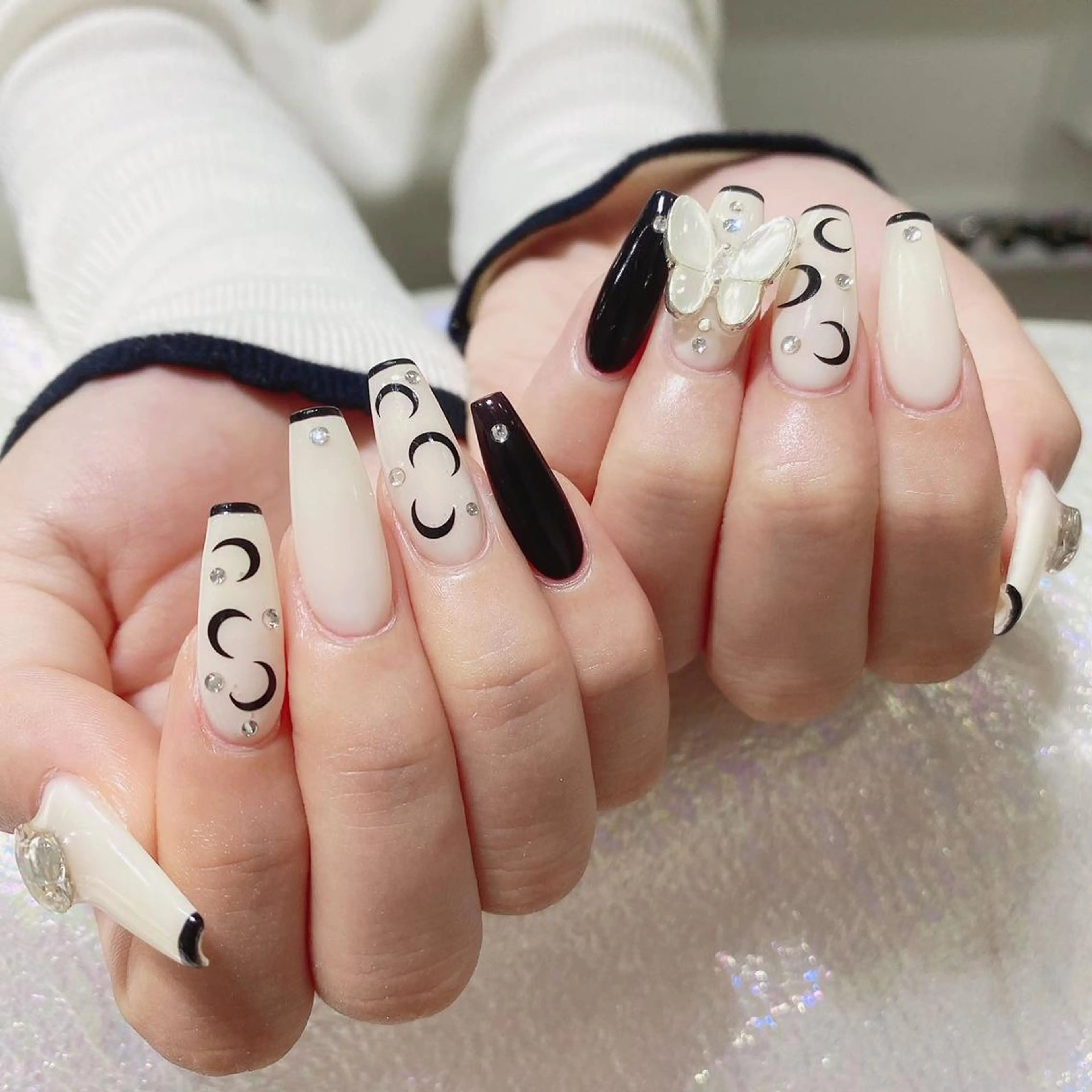 ネイル ハンドネイル Queens momoのネイルデザイン