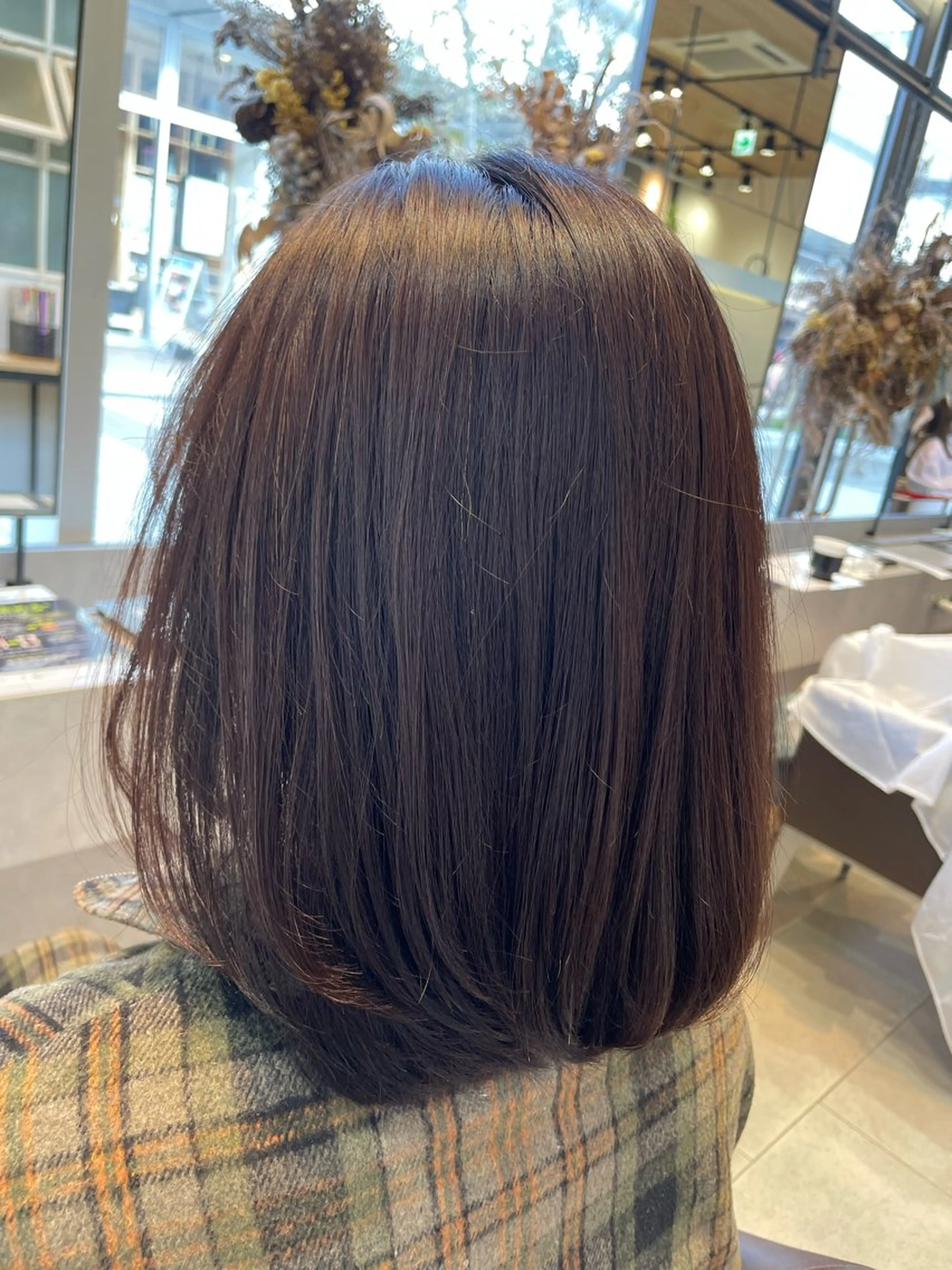 ミディアム ヘアカラー 原 萌香のヘアスタイル