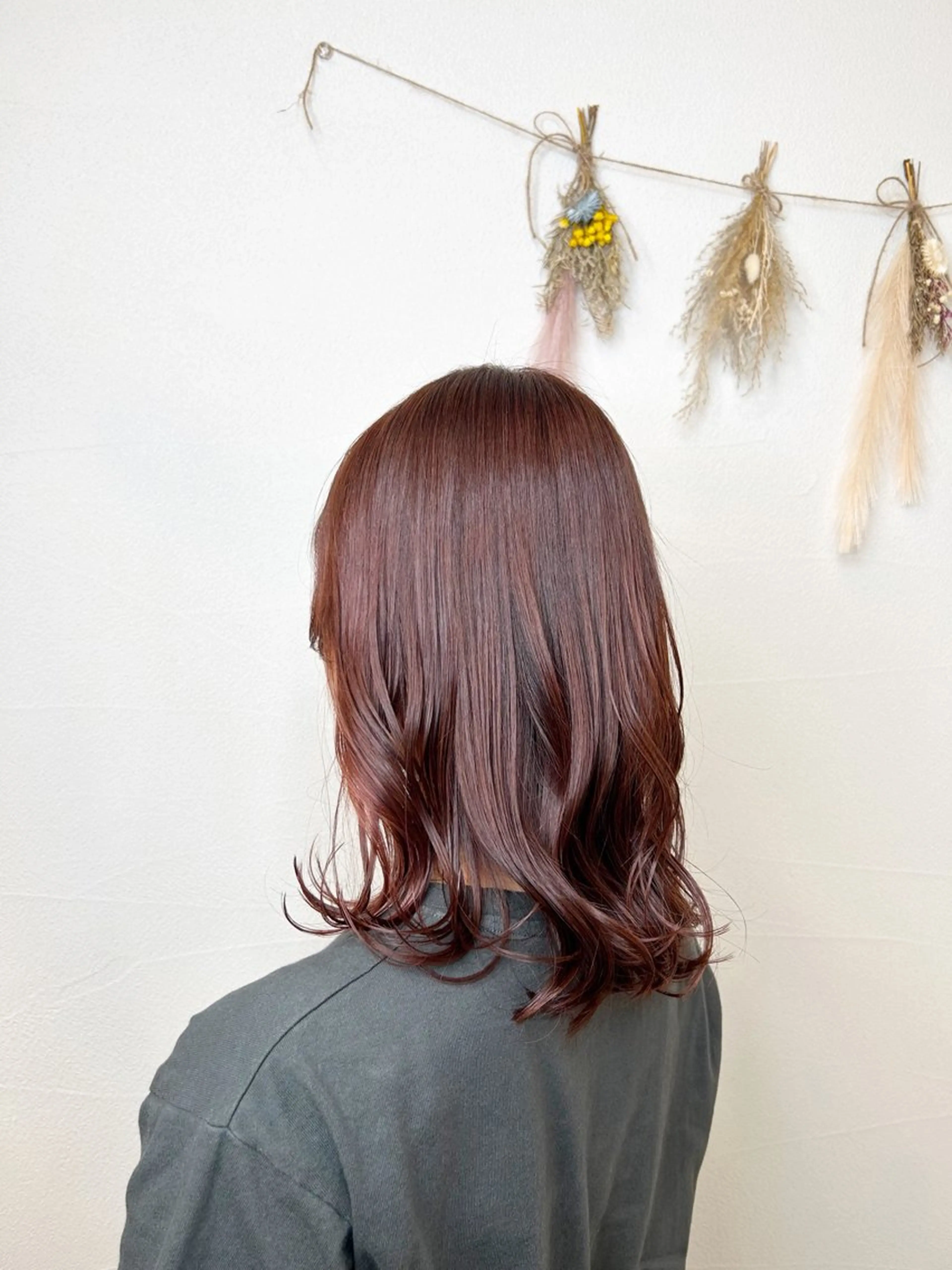 ミディアム カラー 🌿艶髪透明感 佐藤遥🌿のヘアスタイル