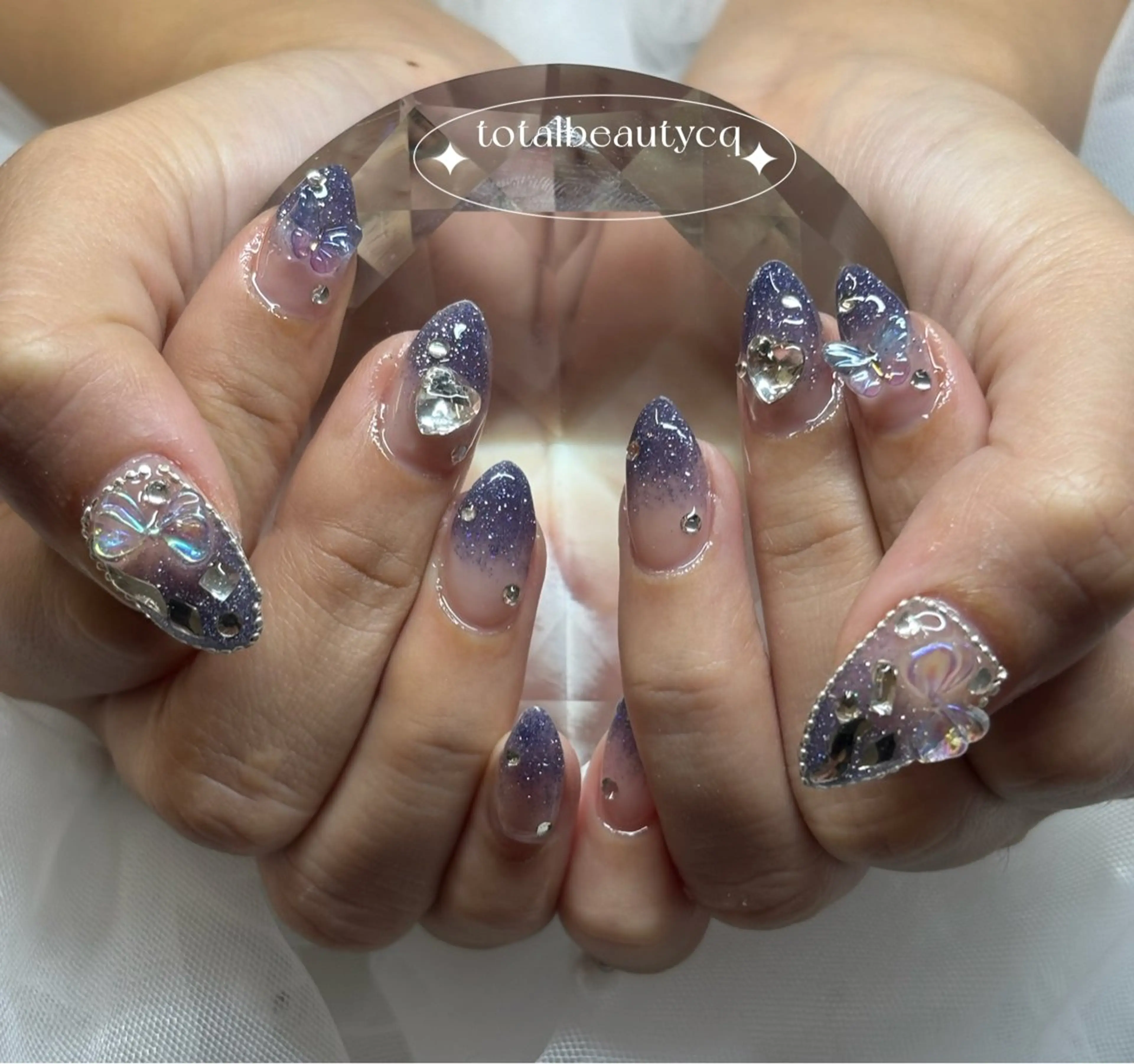 ネイル ハンドネイル トータルビューティー CQのネイルデザイン